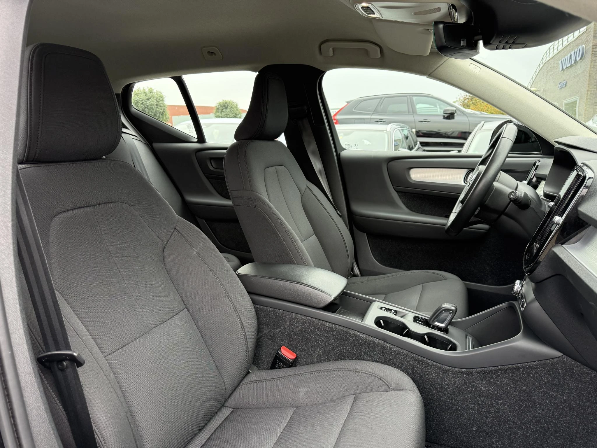 Volvo-XC40-image-14