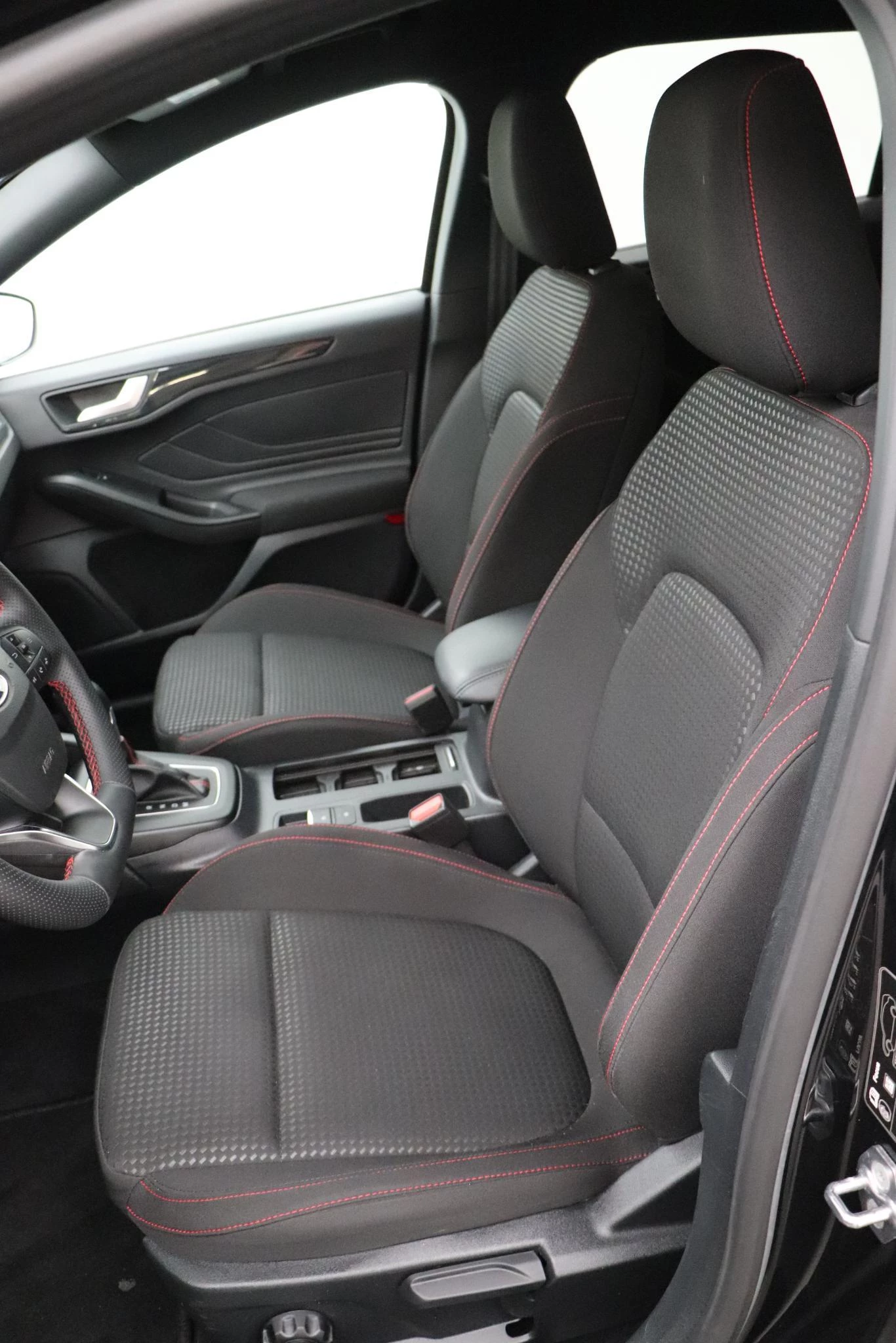 Ford Focus Clipper ST Line - Winterpack