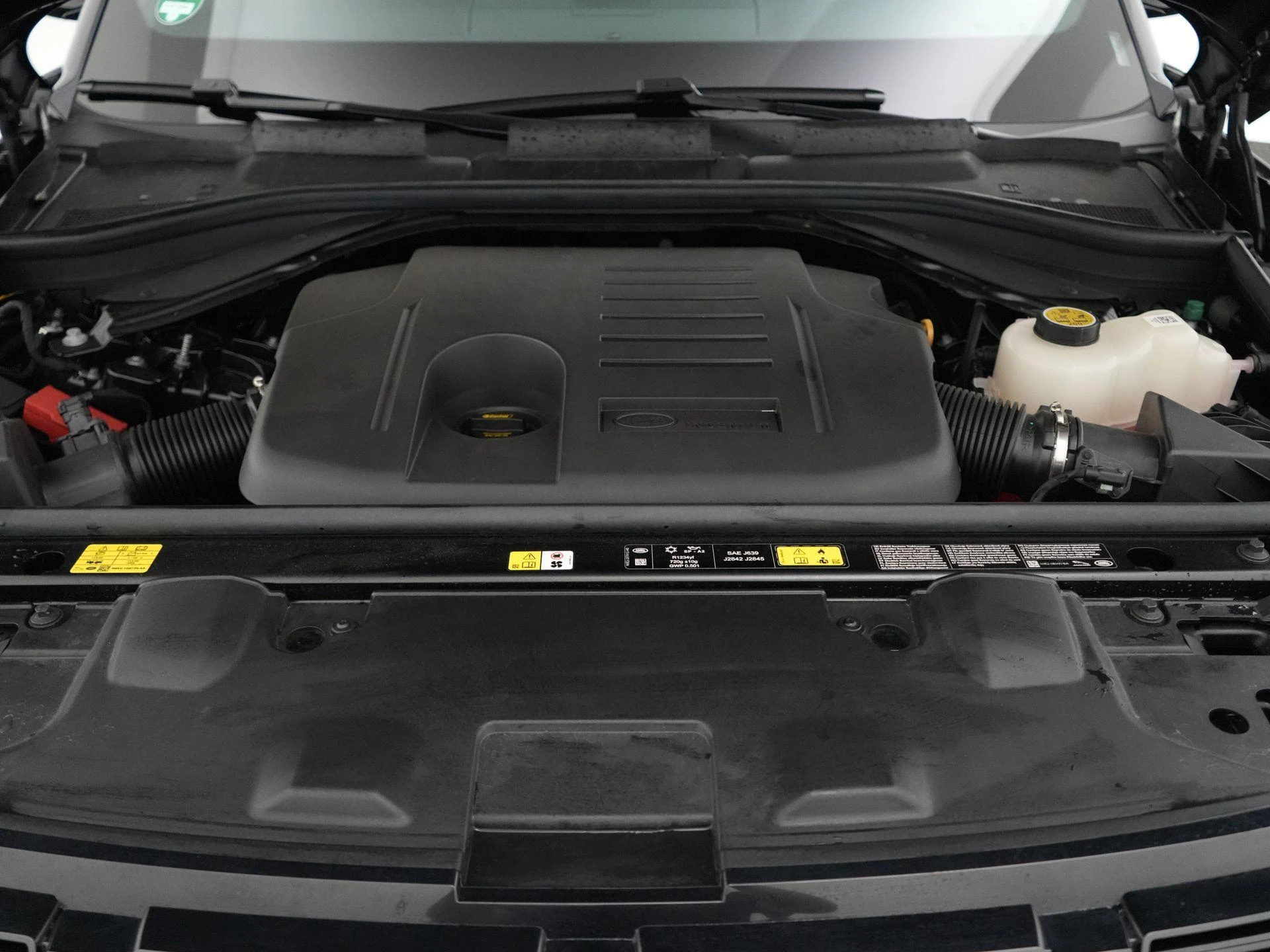Land Rover-Range Rover-image-58