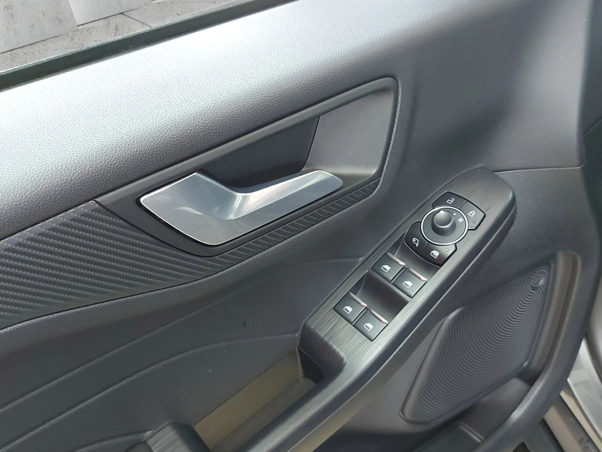 Ford-Kuga-image-16
