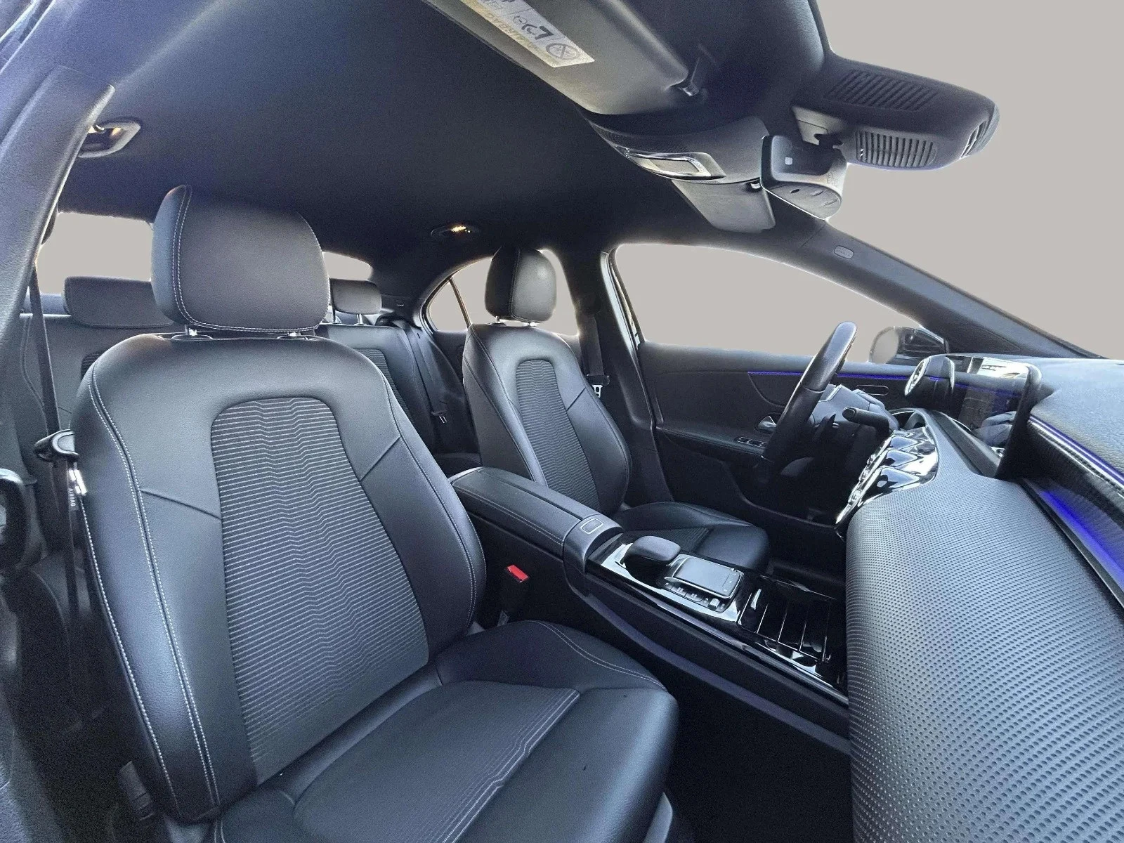 Mercedes-Benz-A-Klasse-image-13