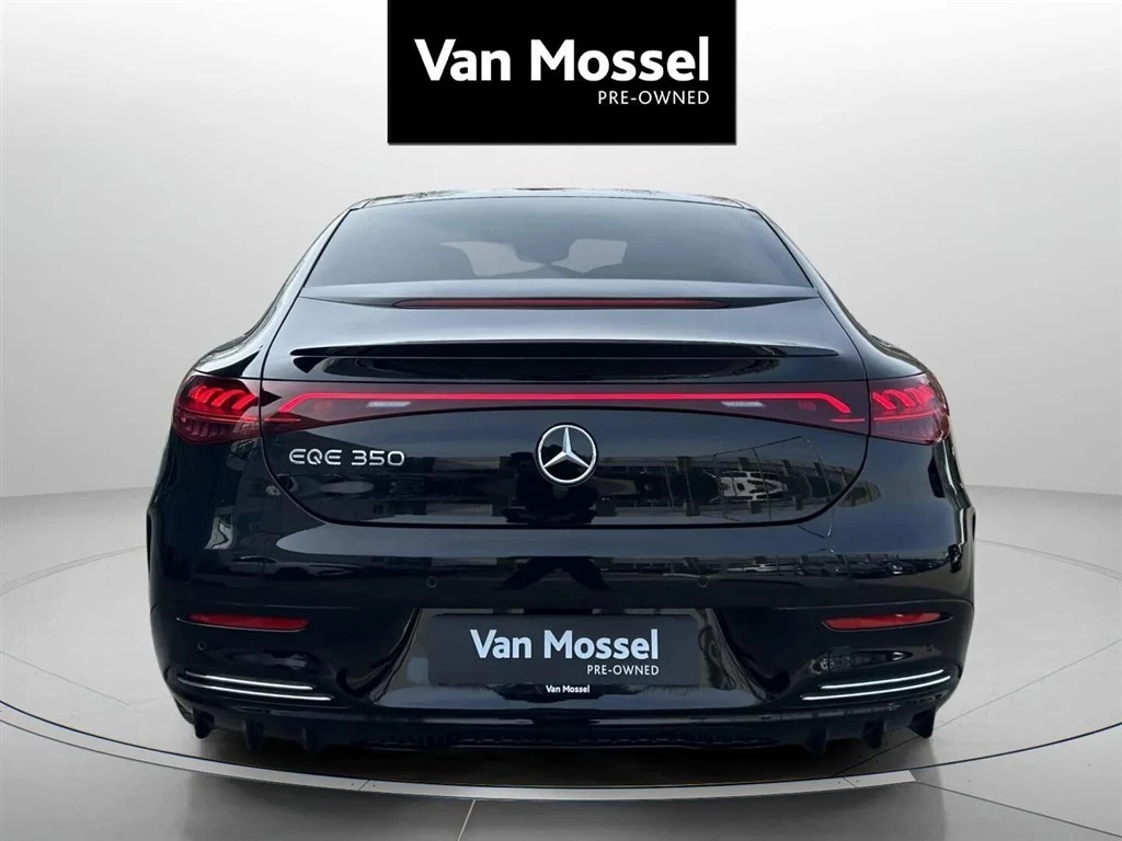 Mercedes-Benz-EQE-image-5