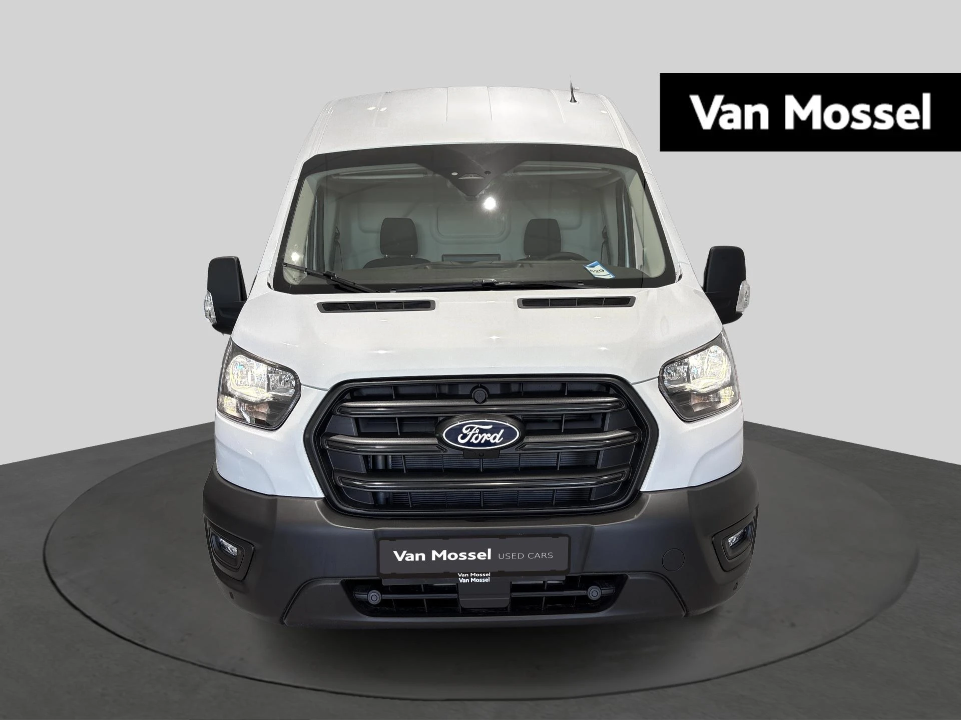 Ford-Transit-image-1
