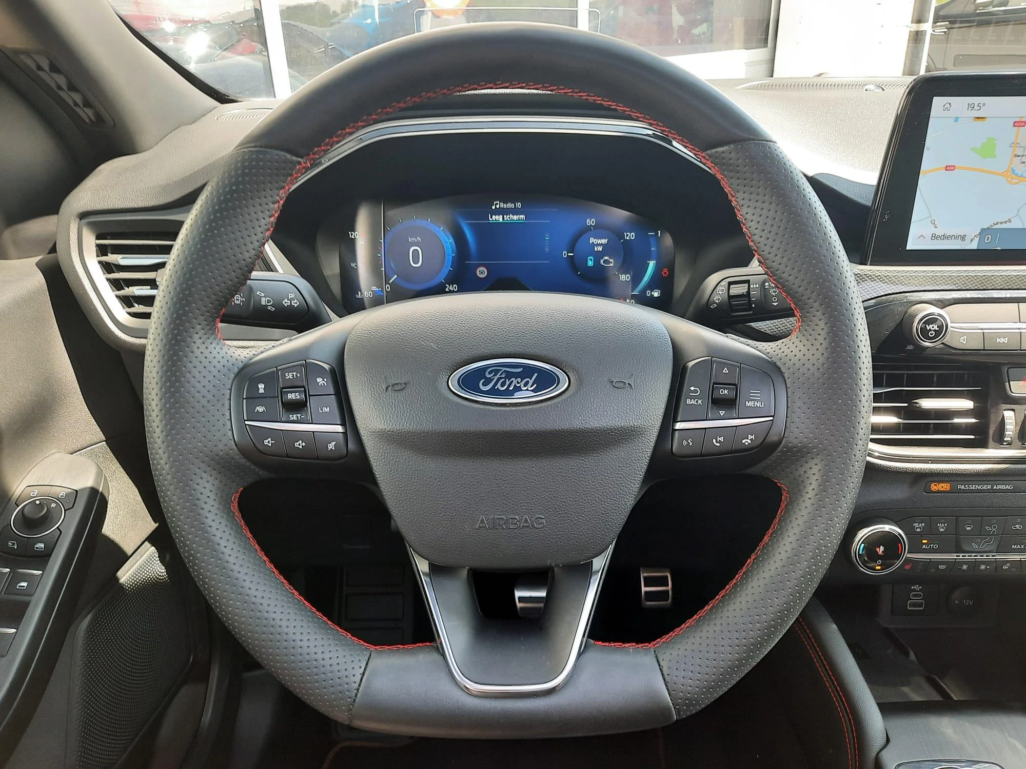 Ford-Kuga-image-15
