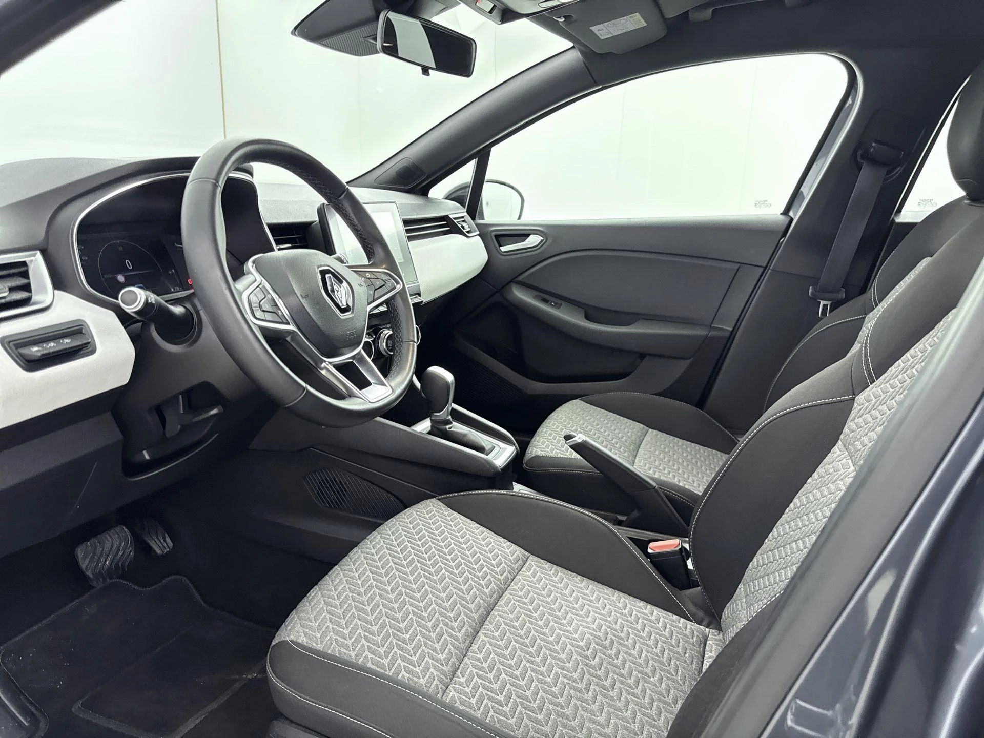 Renault Clio 1.6 E-Tech Hybrid 140Pk Business Zen