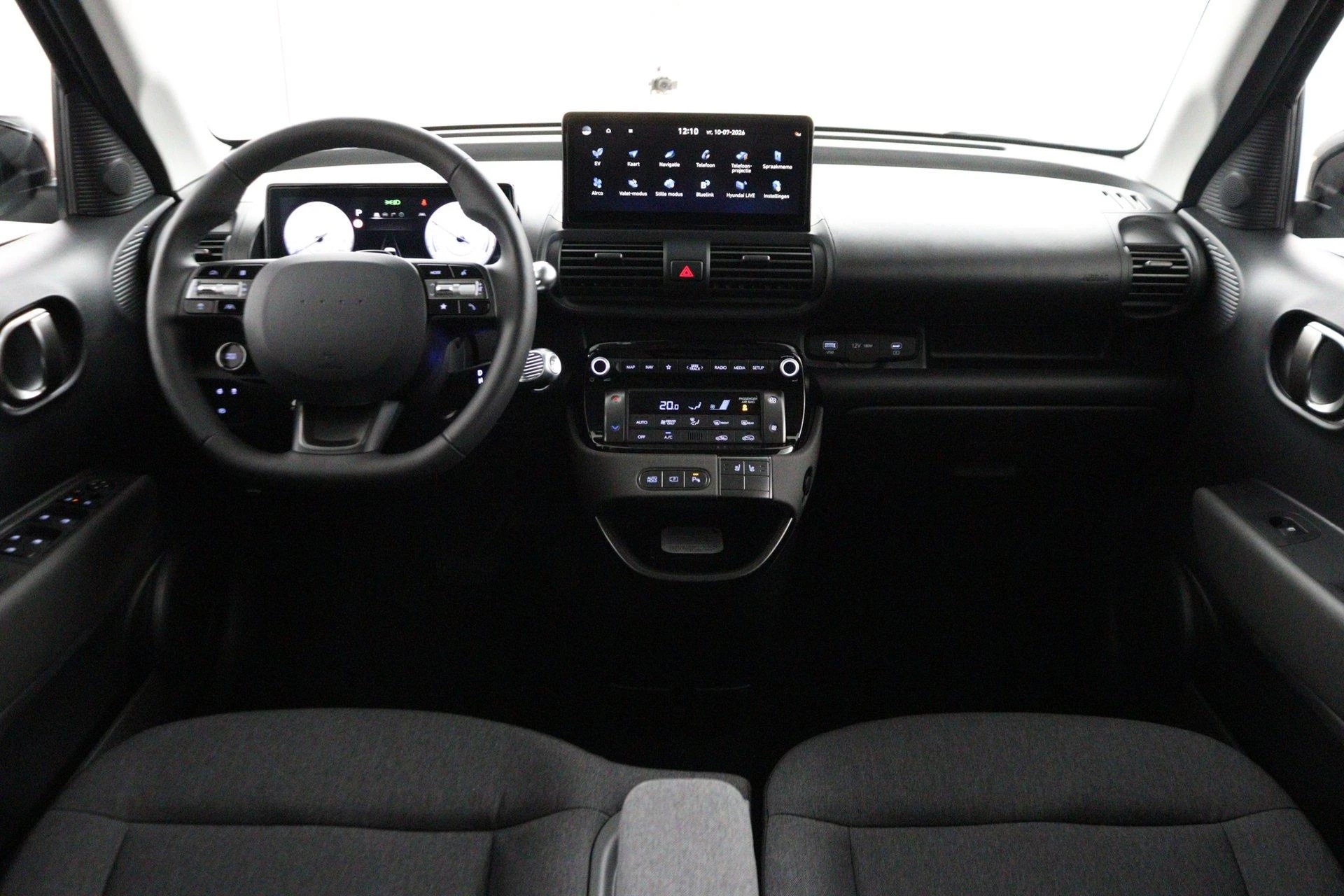 Hyundai-Inster-image-18