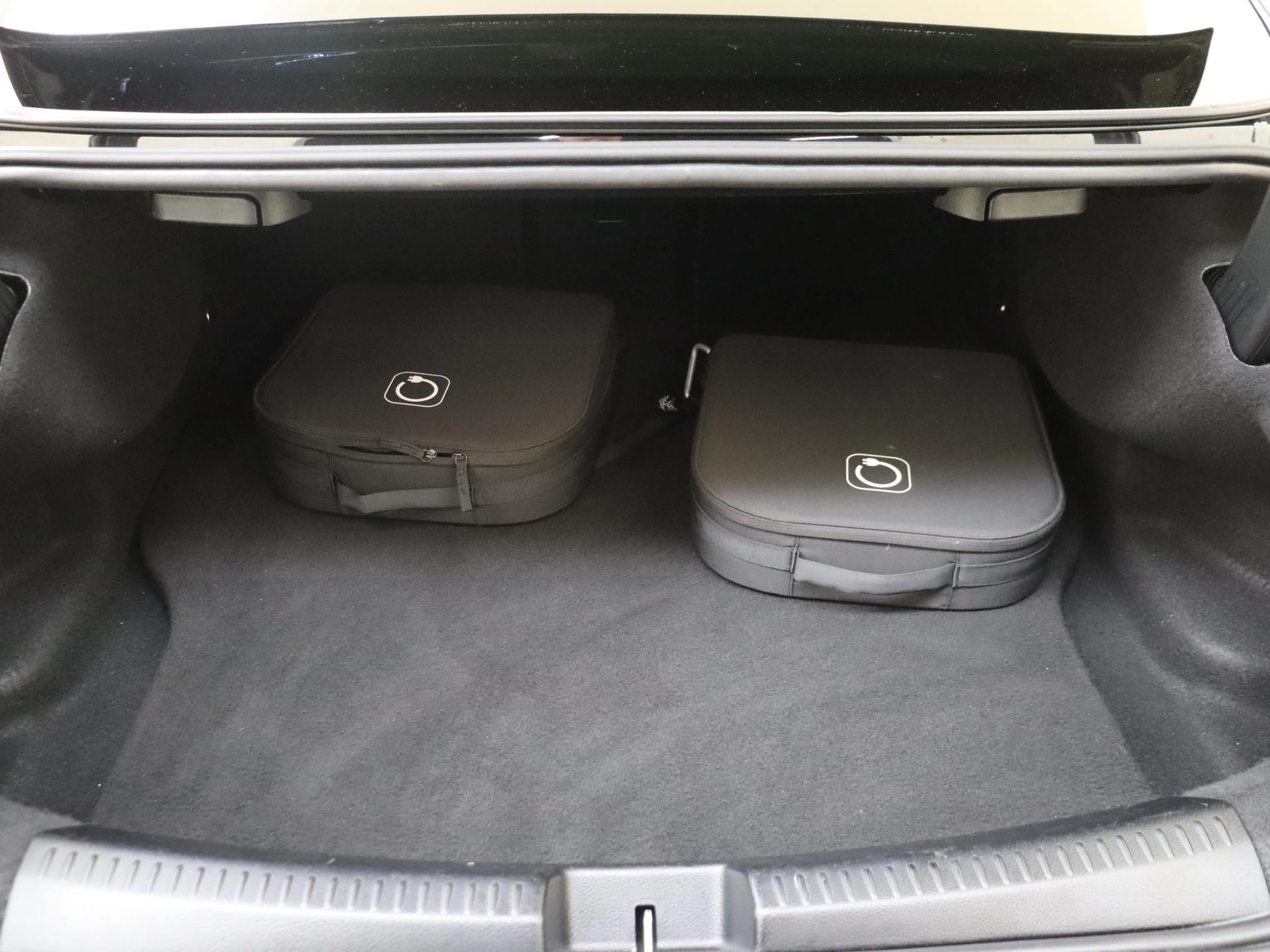 Mercedes-Benz CLA 250 e Star Edition AMG Line Plus