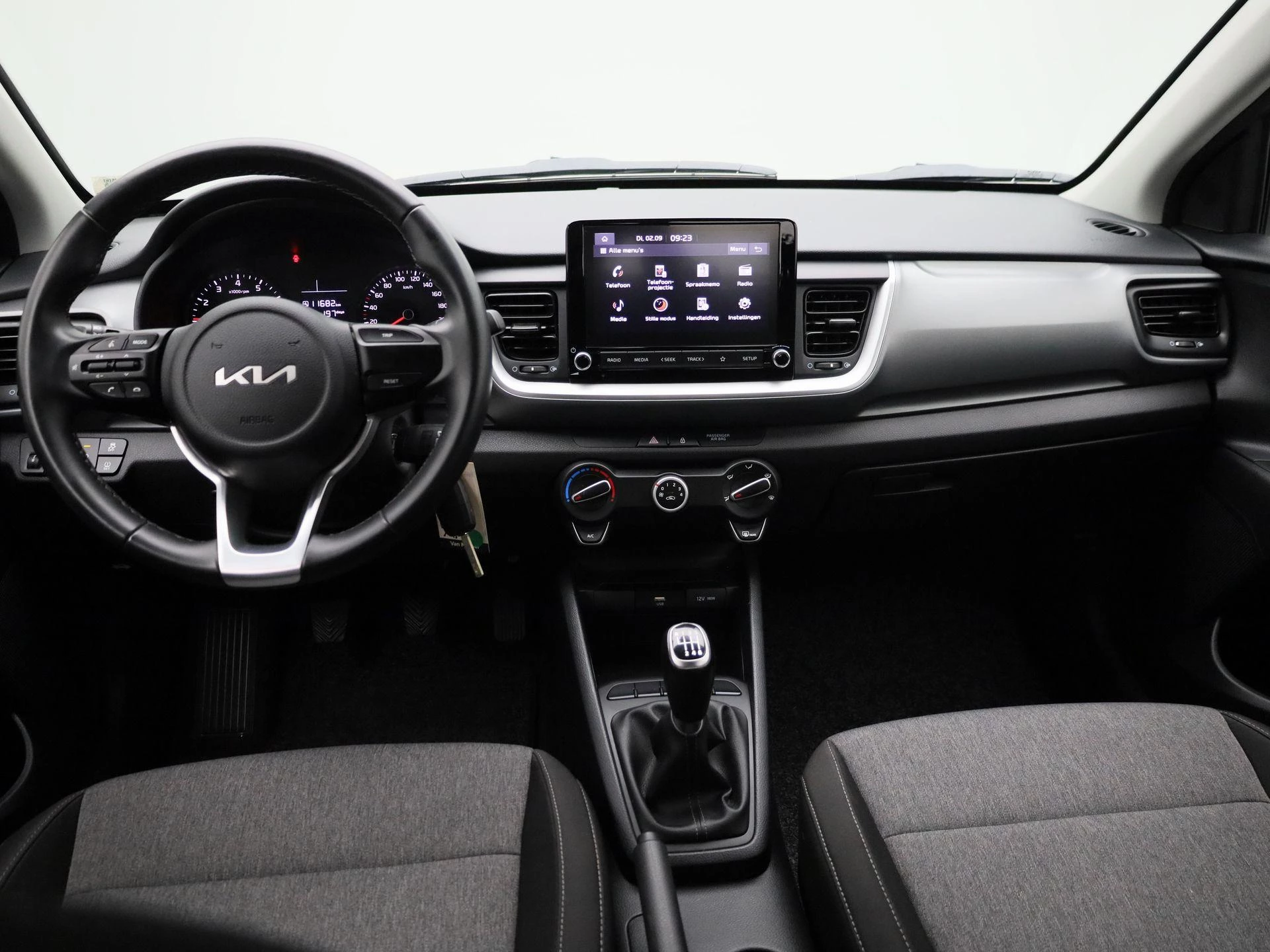 Kia-Stonic-image-6