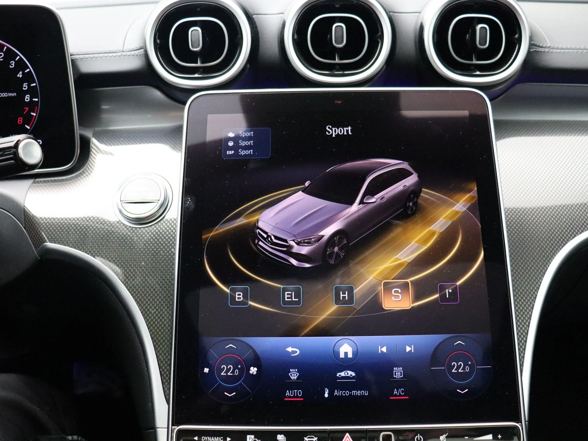 Mercedes-Benz-C-Klasse-image-22