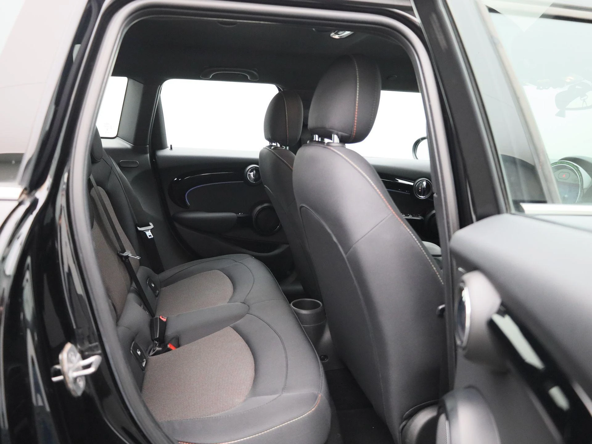 MINI-5 Portes-image-31