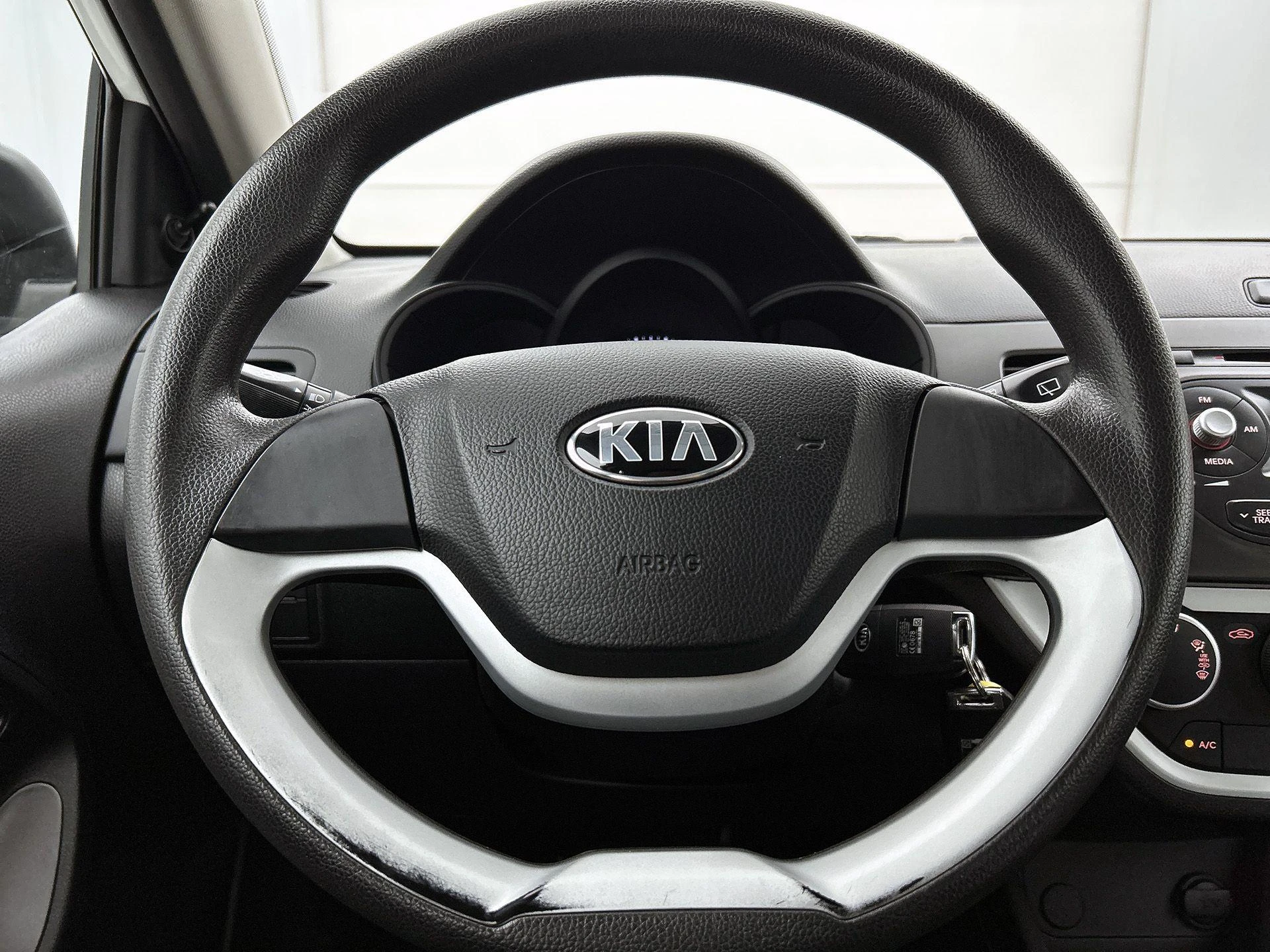 Kia-Picanto-image-22