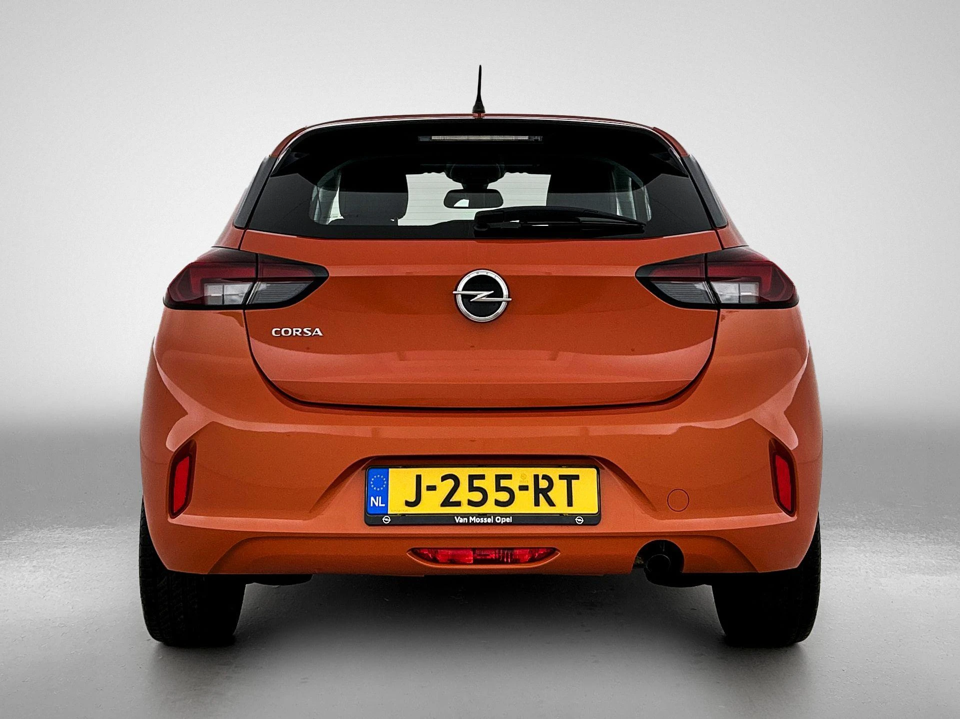 Opel-Corsa-image-2