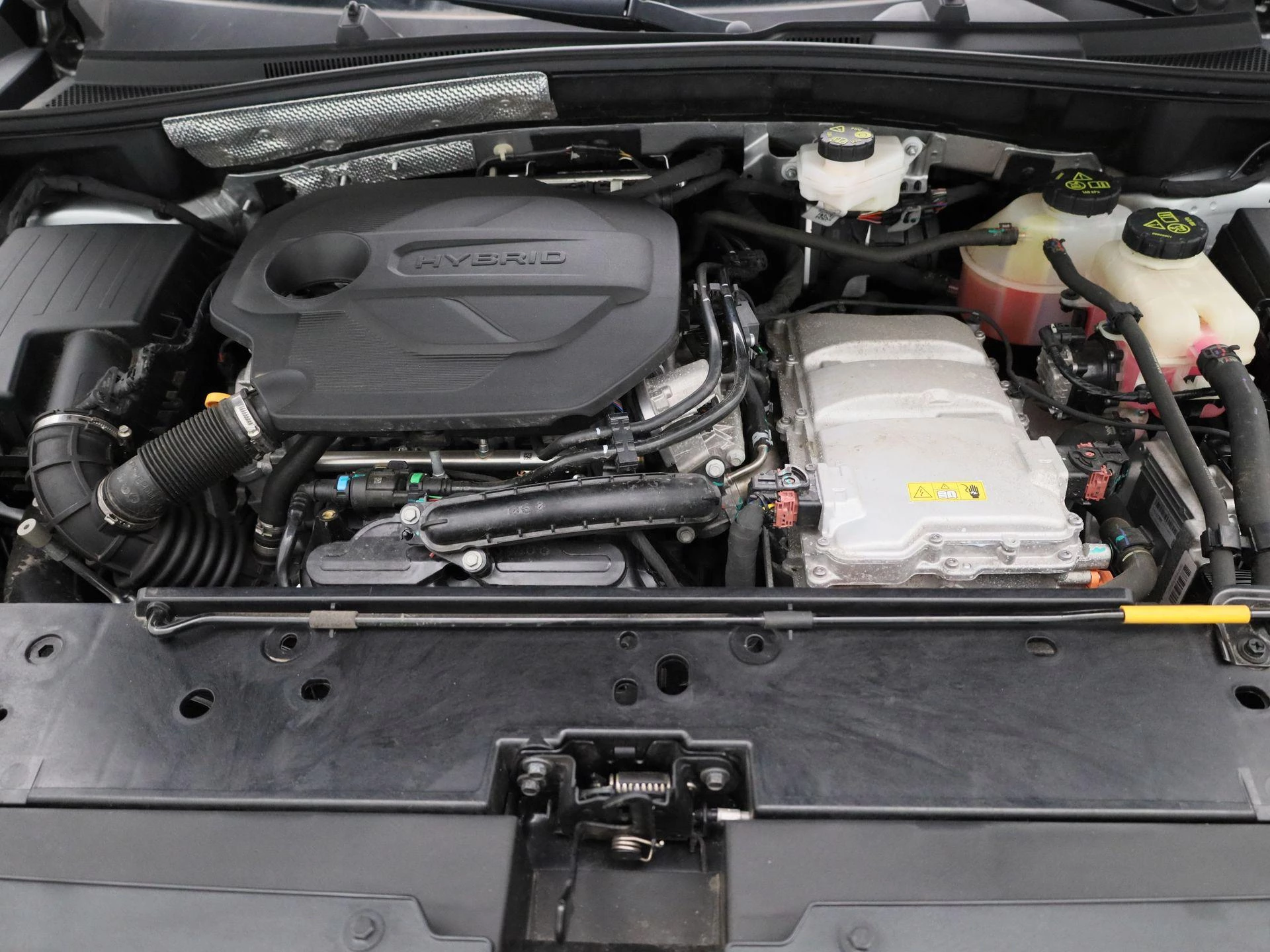 MG-ZS-image-28