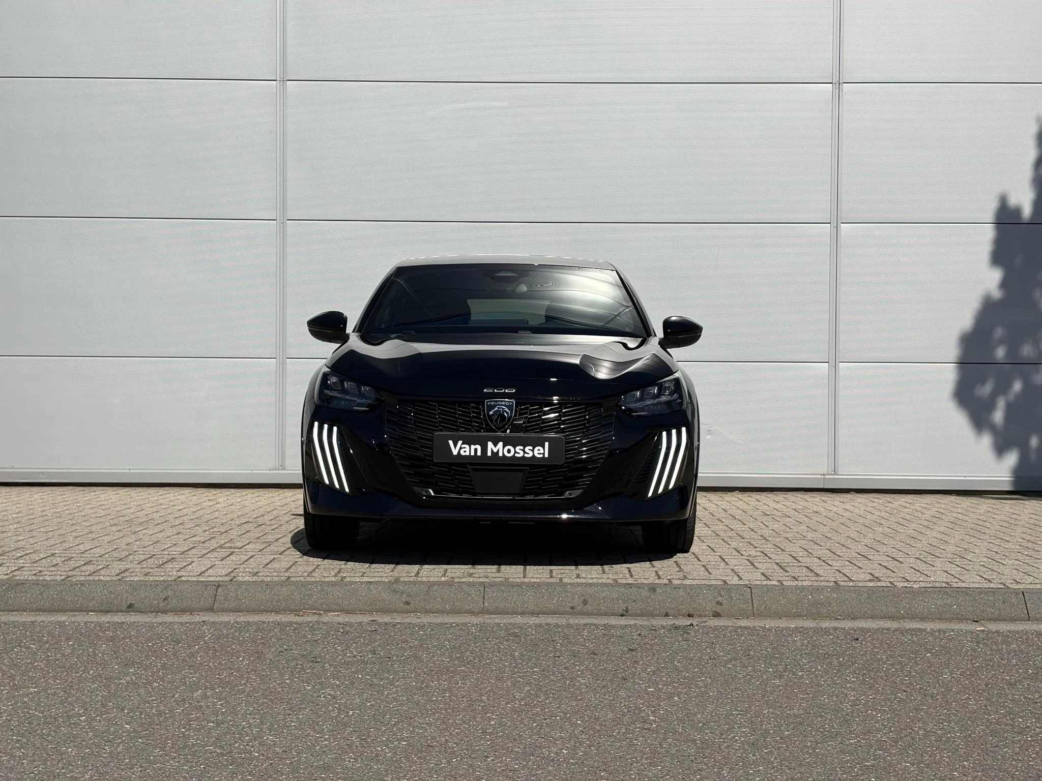 Peugeot-208-image-8