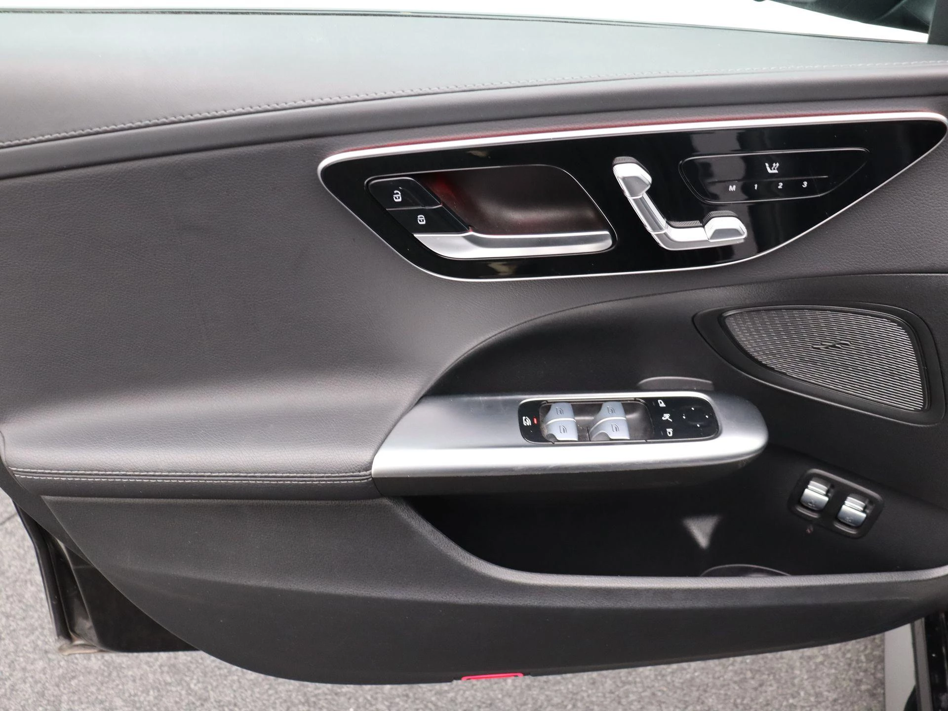 Mercedes-Benz Classe C 300 e AMG Line Berline + CARPLAY + LED + CAMERA + NIGHTPAKKET +