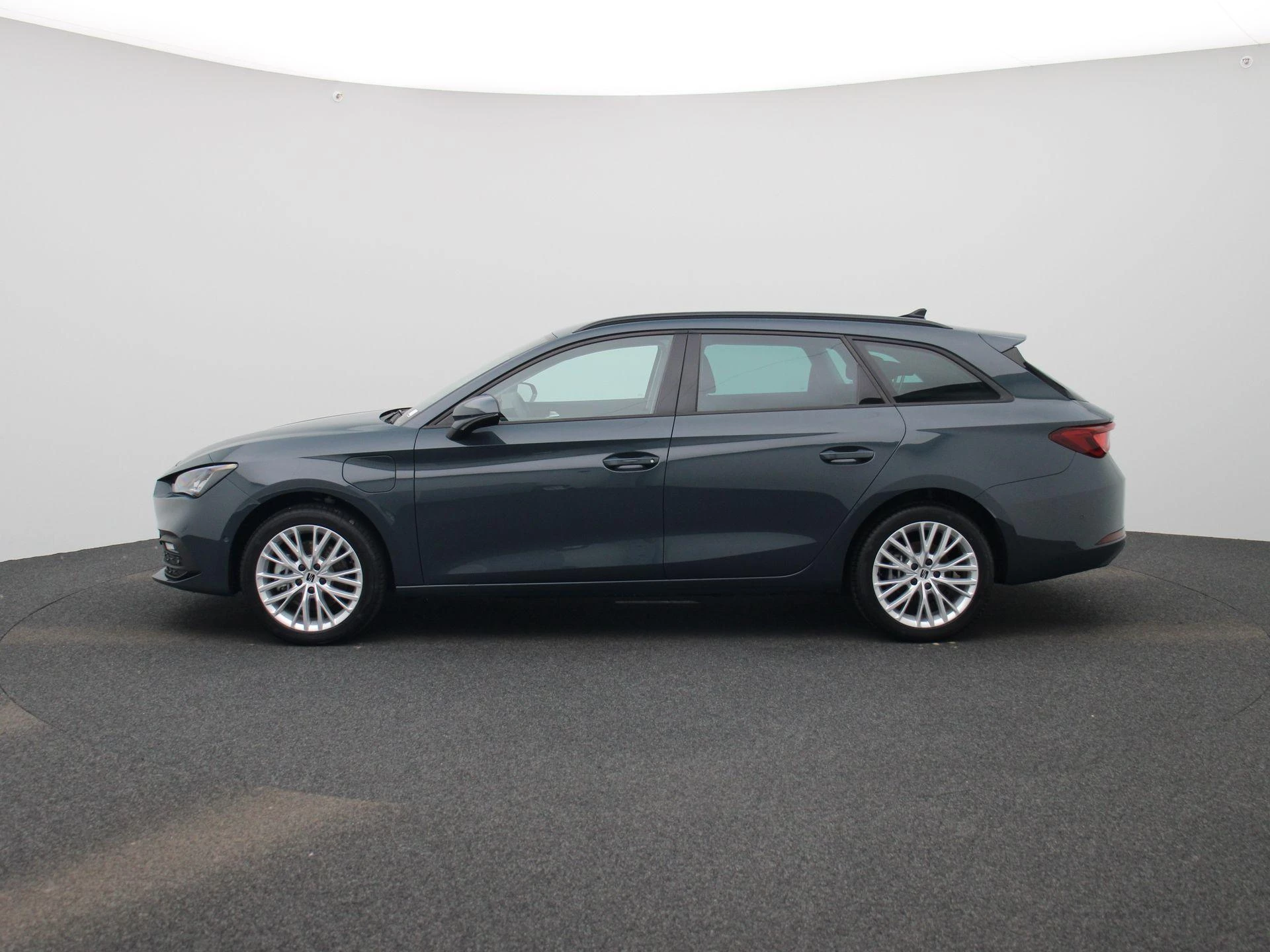 SEAT Leon Sportstourer 1.5 TSI e-Hybrid Style Business Intense
