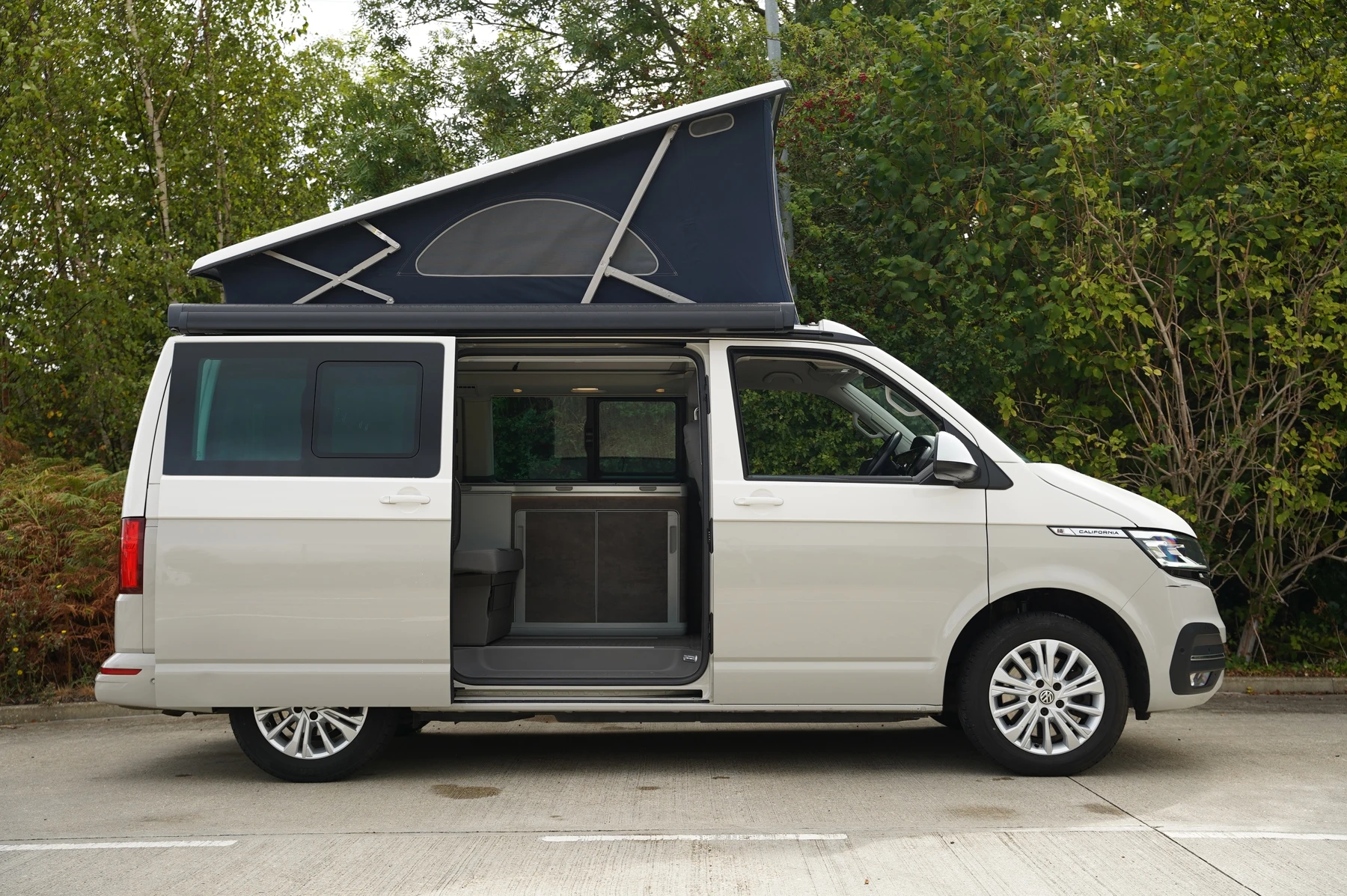 Volkswagen-California-image-47