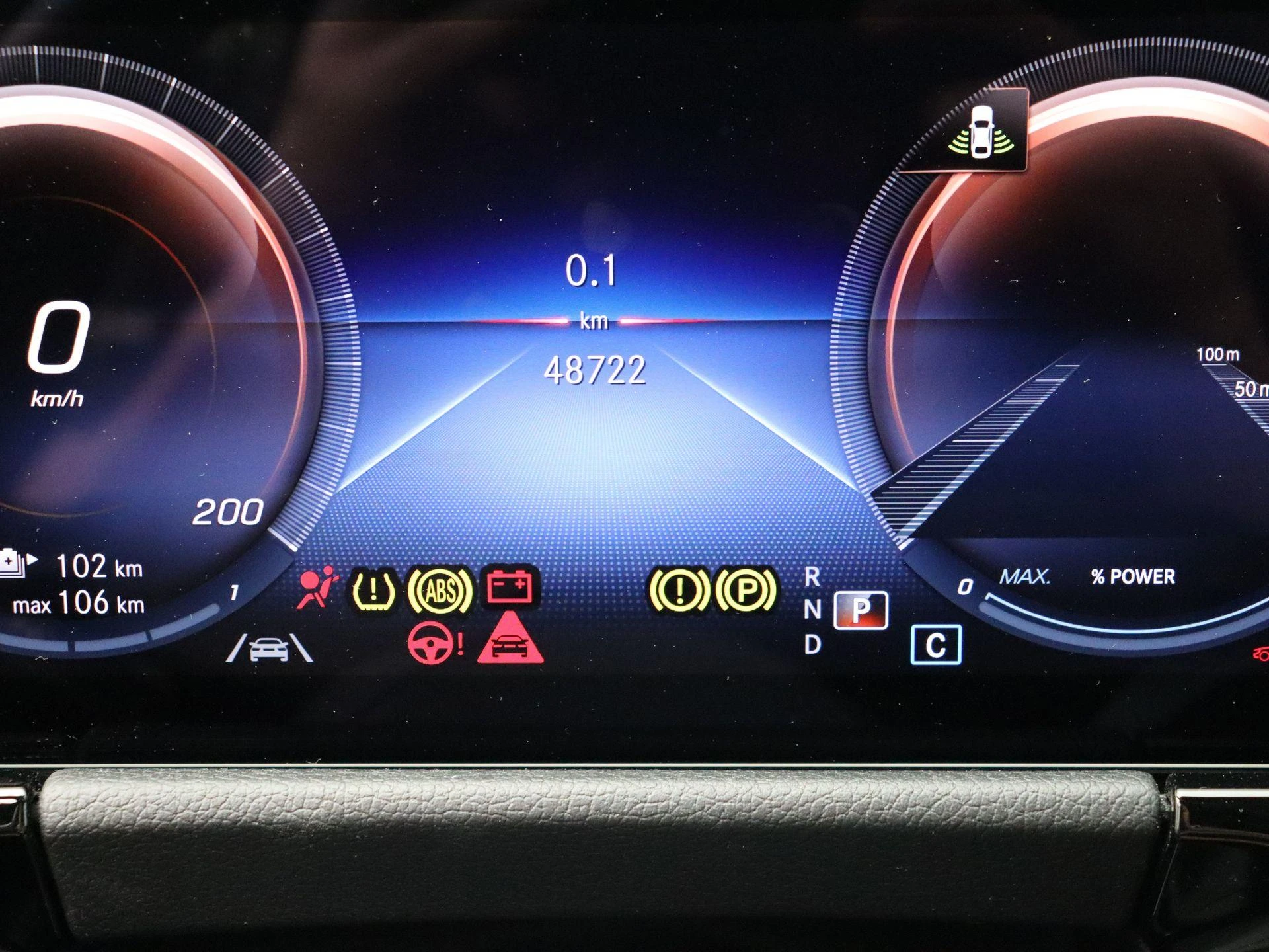 Mercedes-Benz-EQA-image-12
