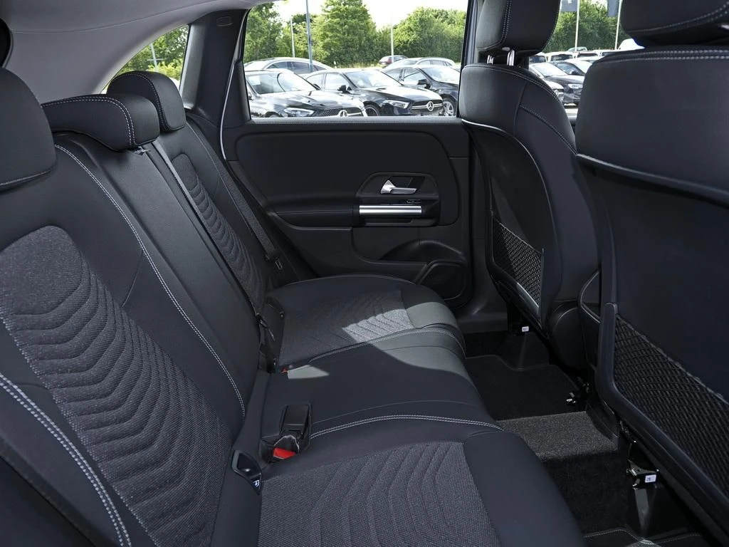 Mercedes-Benz-B-Klasse 200-image-13