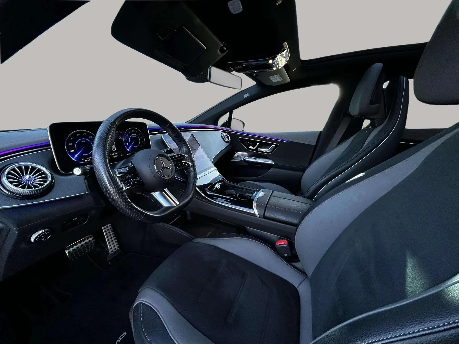 Mercedes-Benz-EQE-image-8