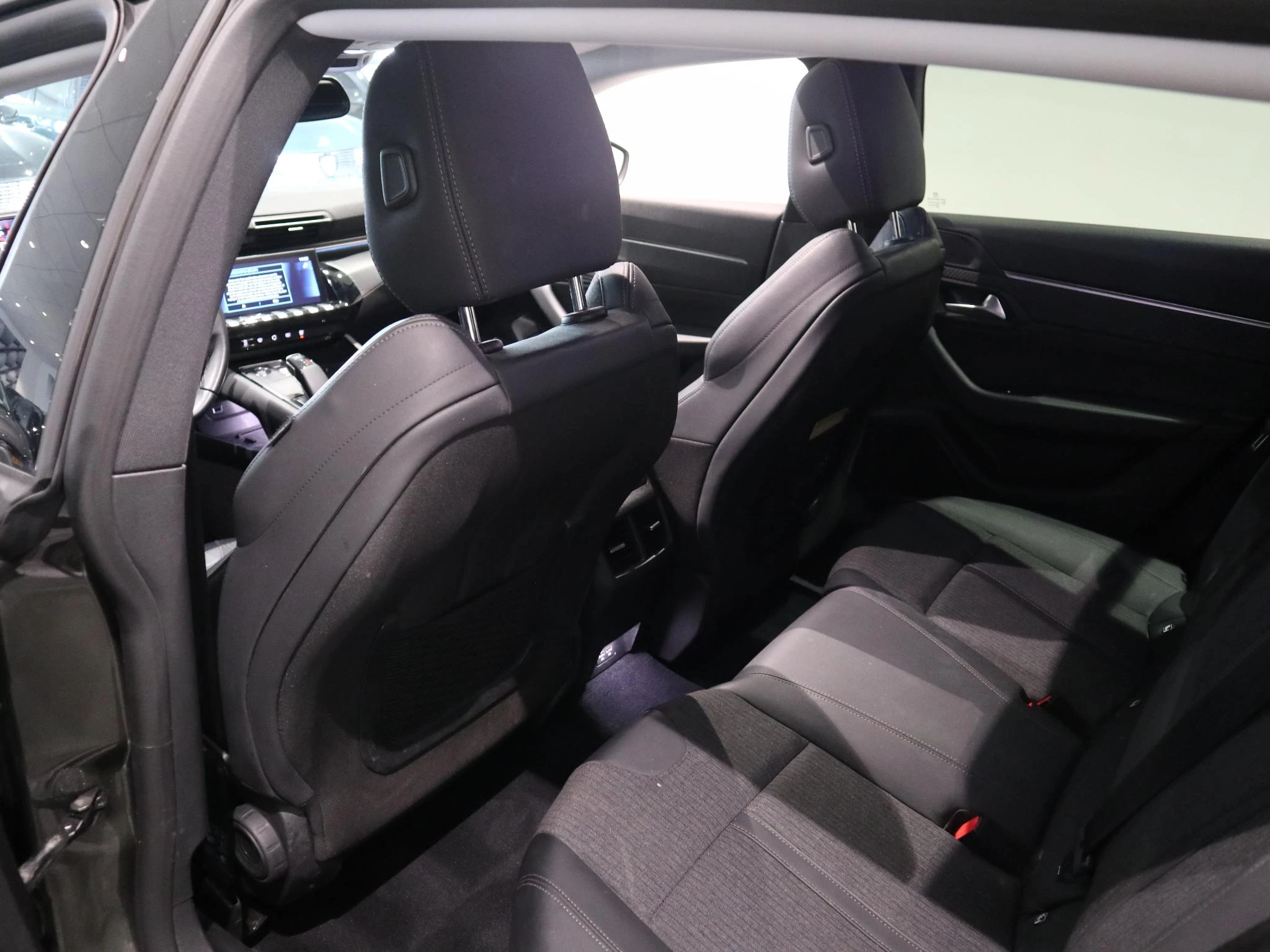 Peugeot-508-image-10