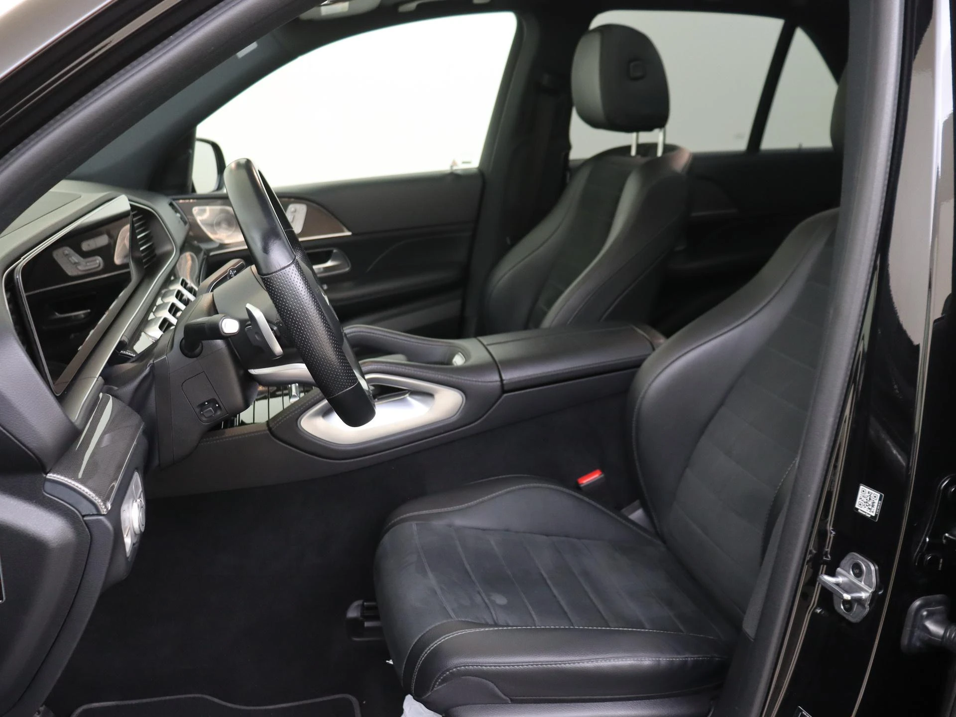 Mercedes-Benz-GLE-image-10