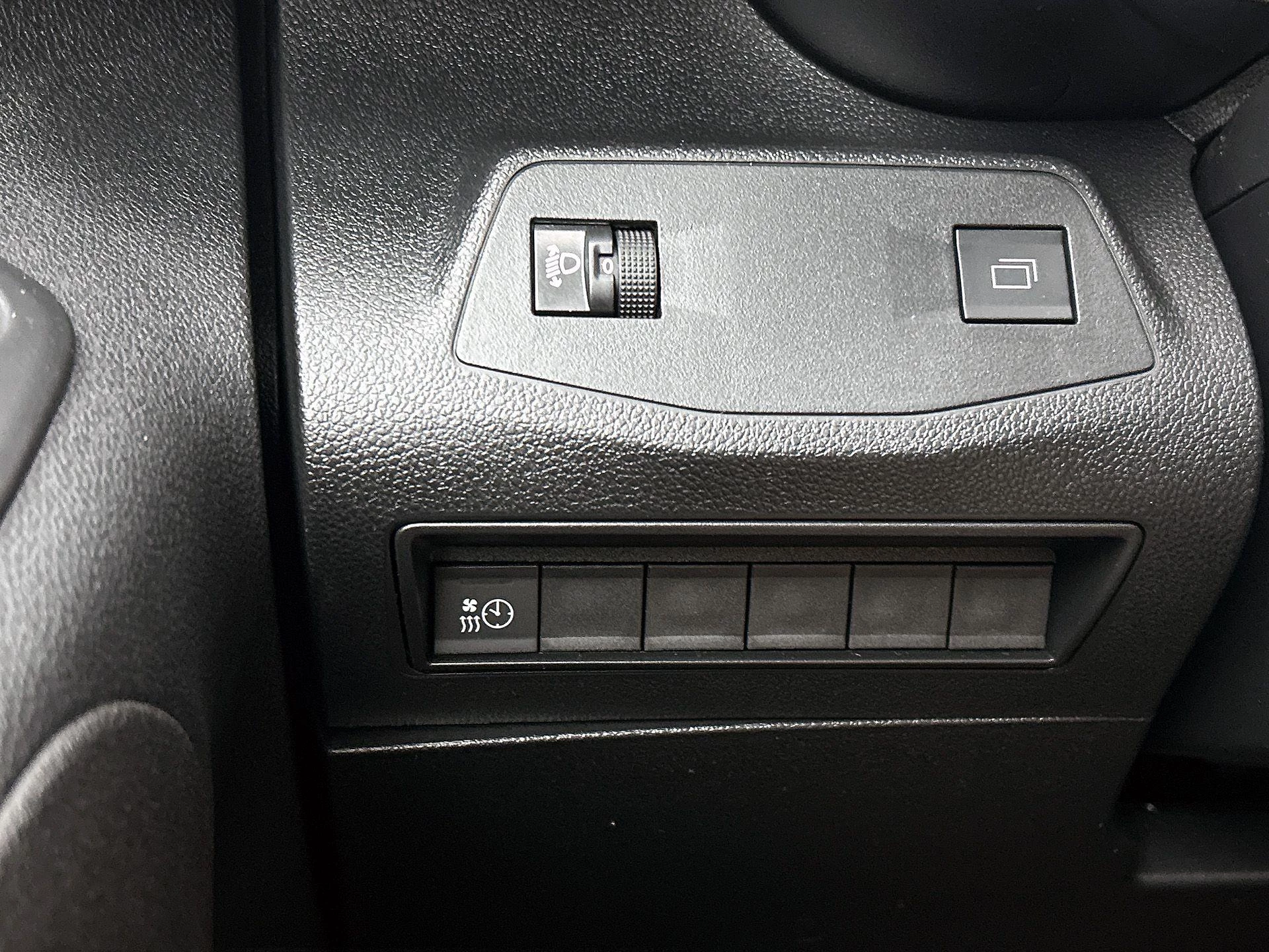 Opel-Combo-e-image-25