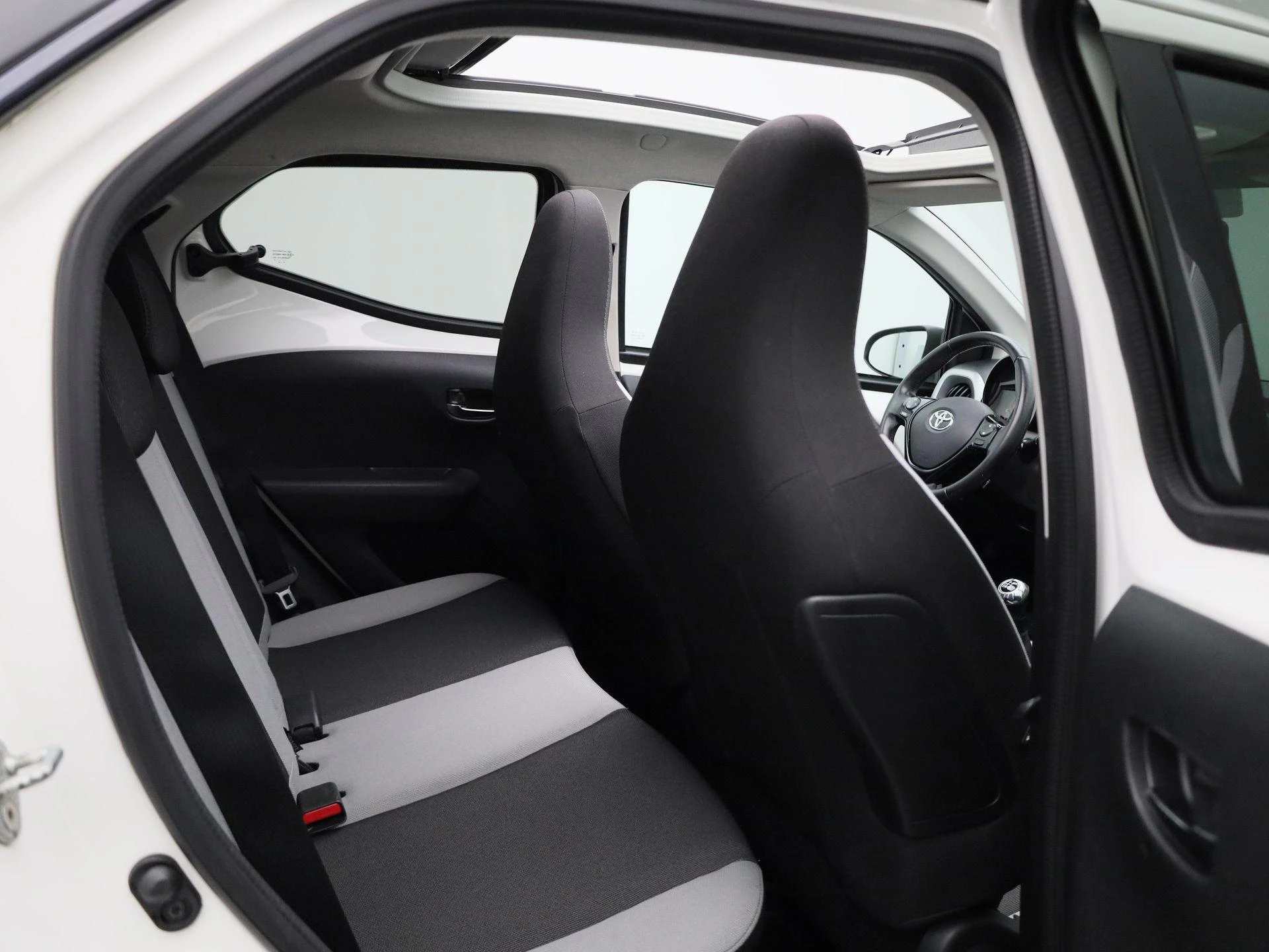 Toyota Aygo 1.0 VVT-i x-wave