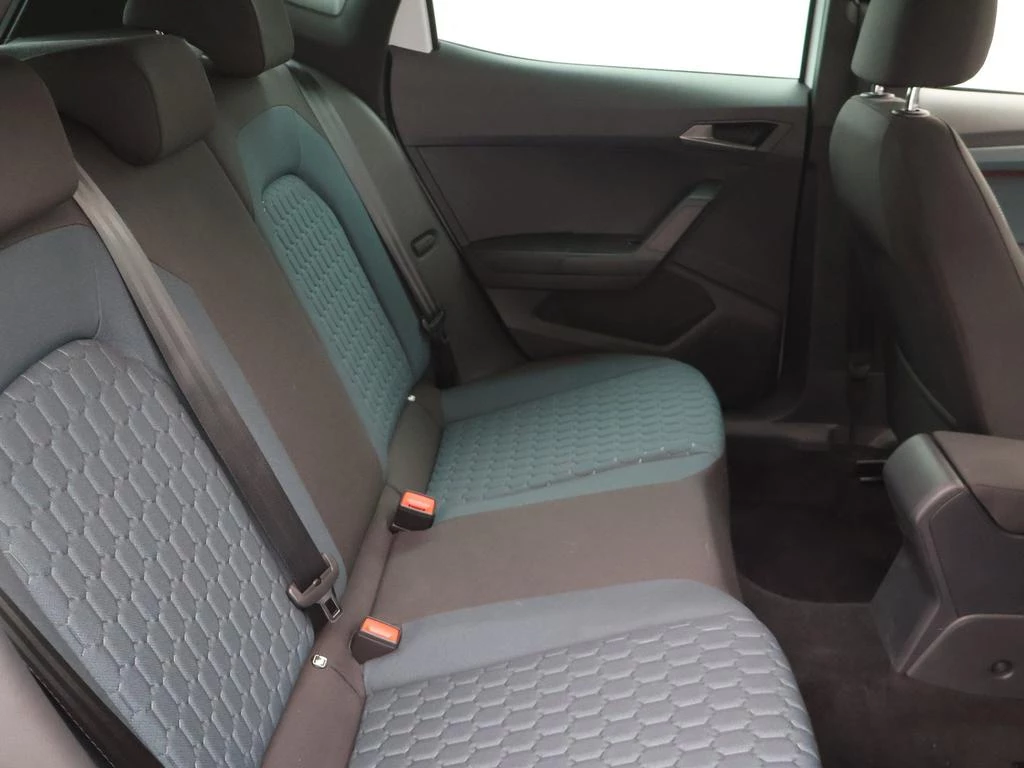 SEAT Arona Arona Play Plus 1.0 TSI 115pk DSG - AUTOMAAT - DEMO