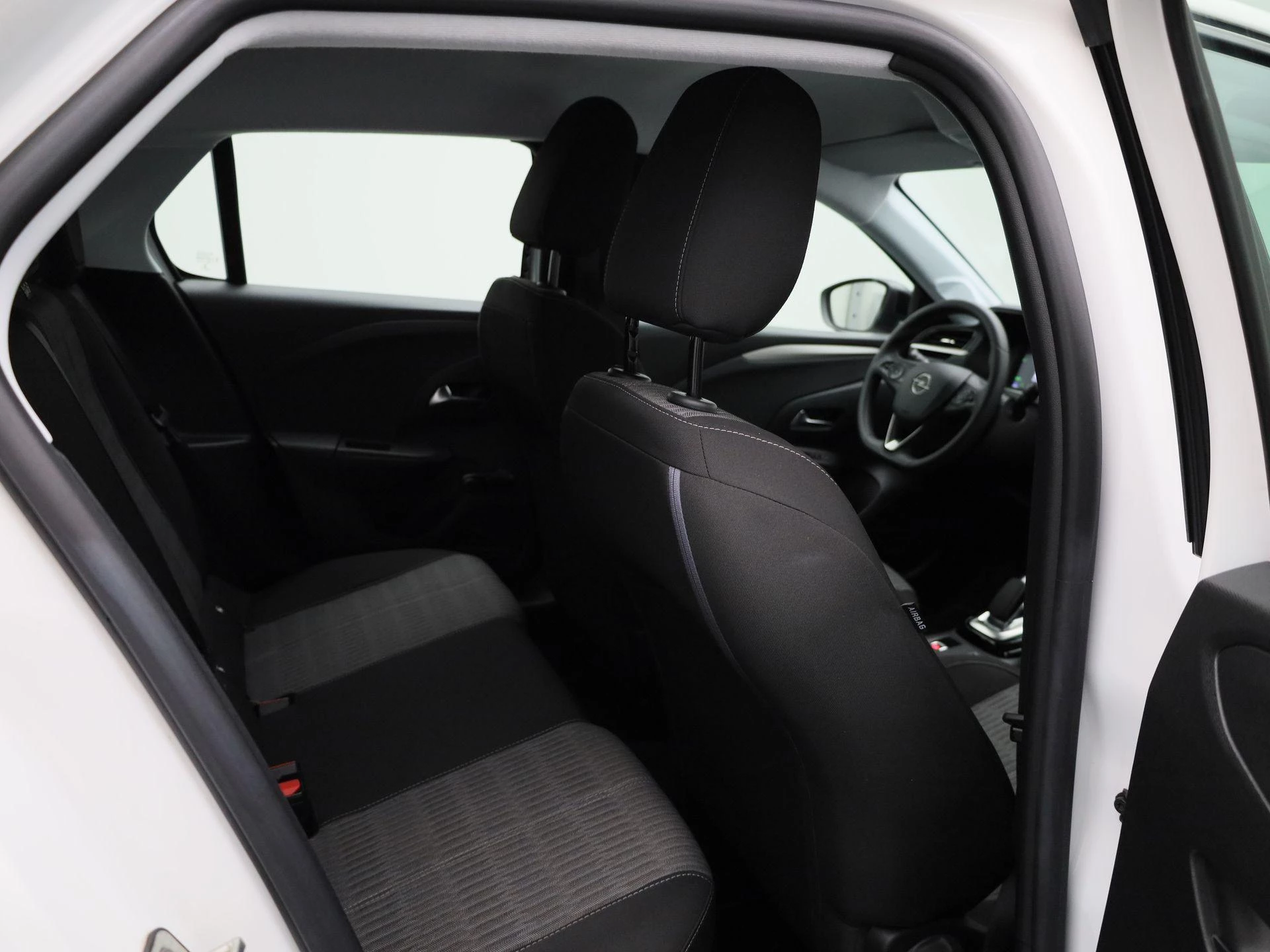 Opel-Corsa-e-image-33