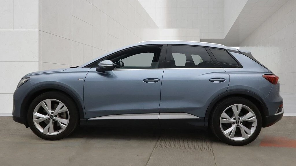 Audi-Q4 e-tron-image-5