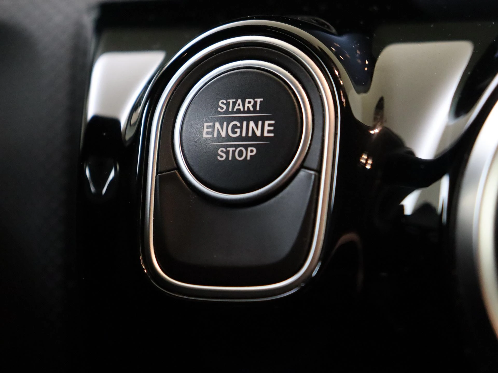 Mercedes-Benz-A-Klasse-image-21