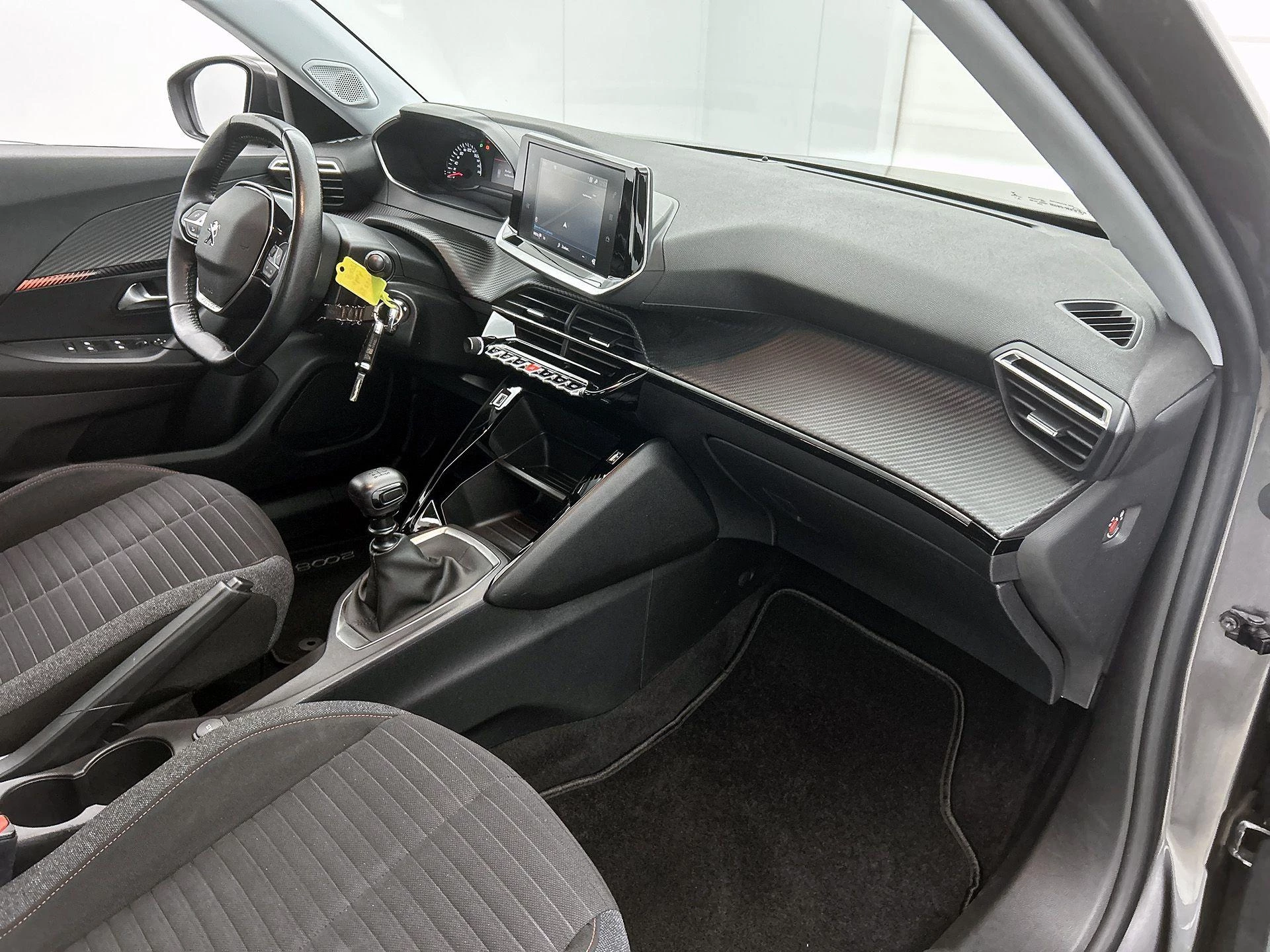 Peugeot-2008-image-20
