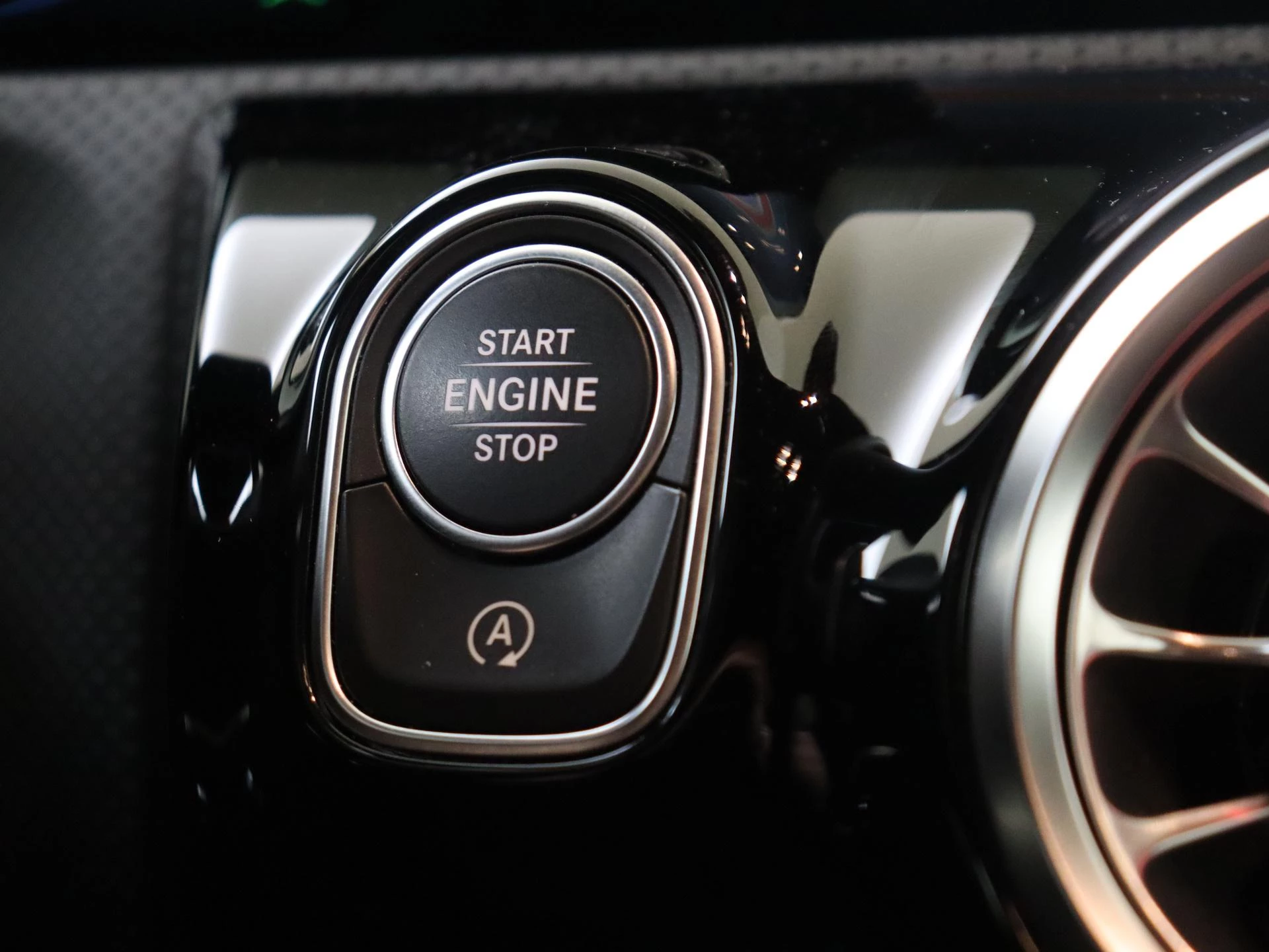 Mercedes-Benz CLA 180 Business Solution AMG