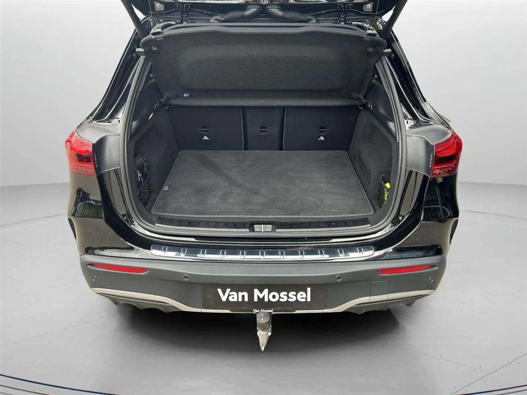 Mercedes-Benz-EQA-image-20