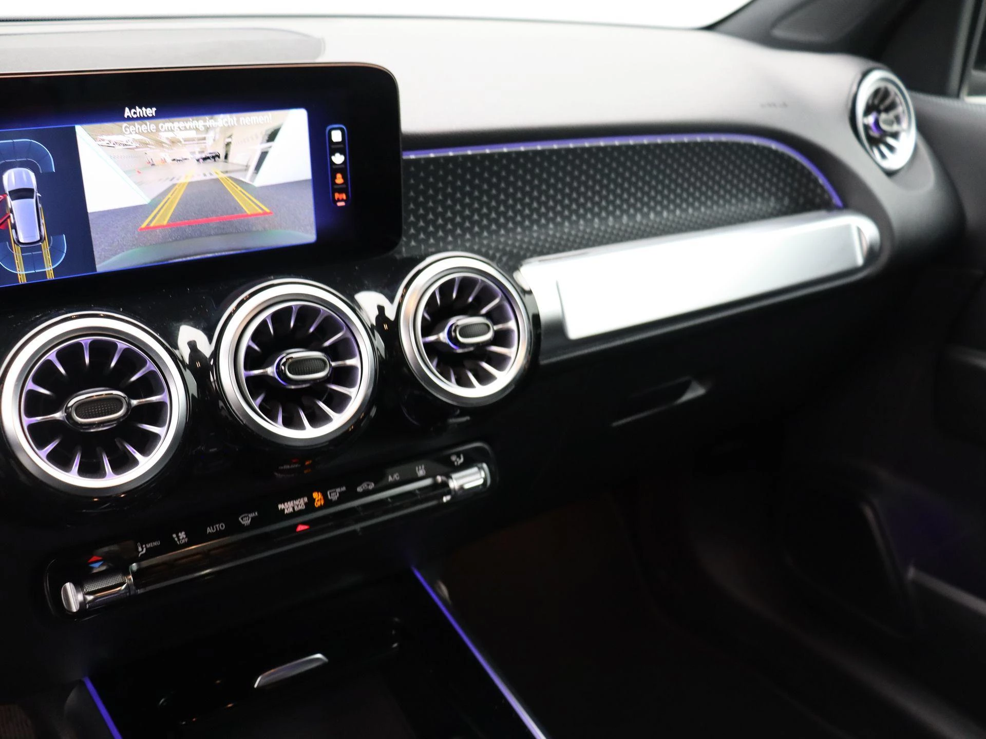 Mercedes-Benz EQB 250+ Luxury Line + 7 ZITPLAATSEN + CARPLAY +
