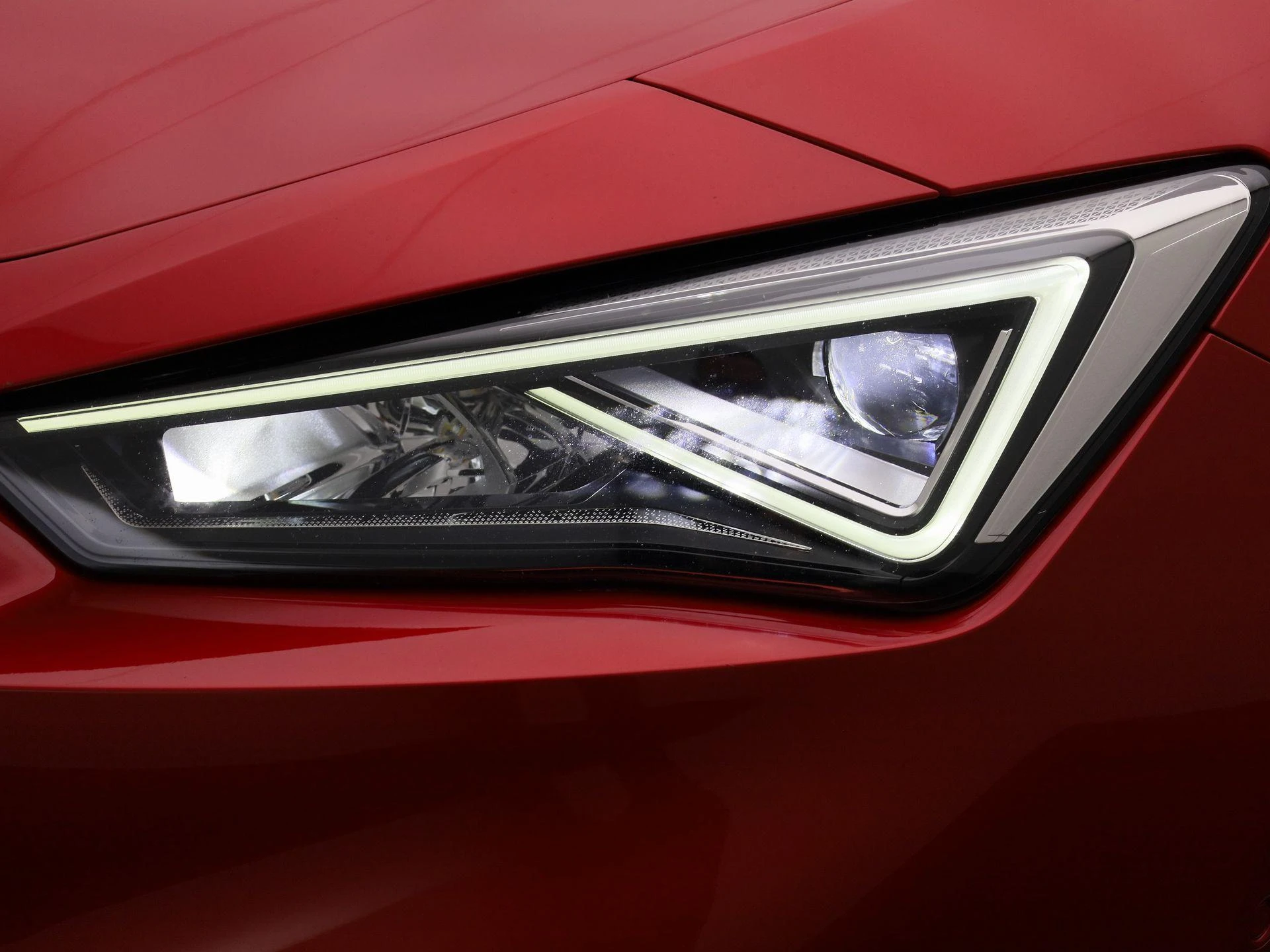SEAT-Leon-image-13