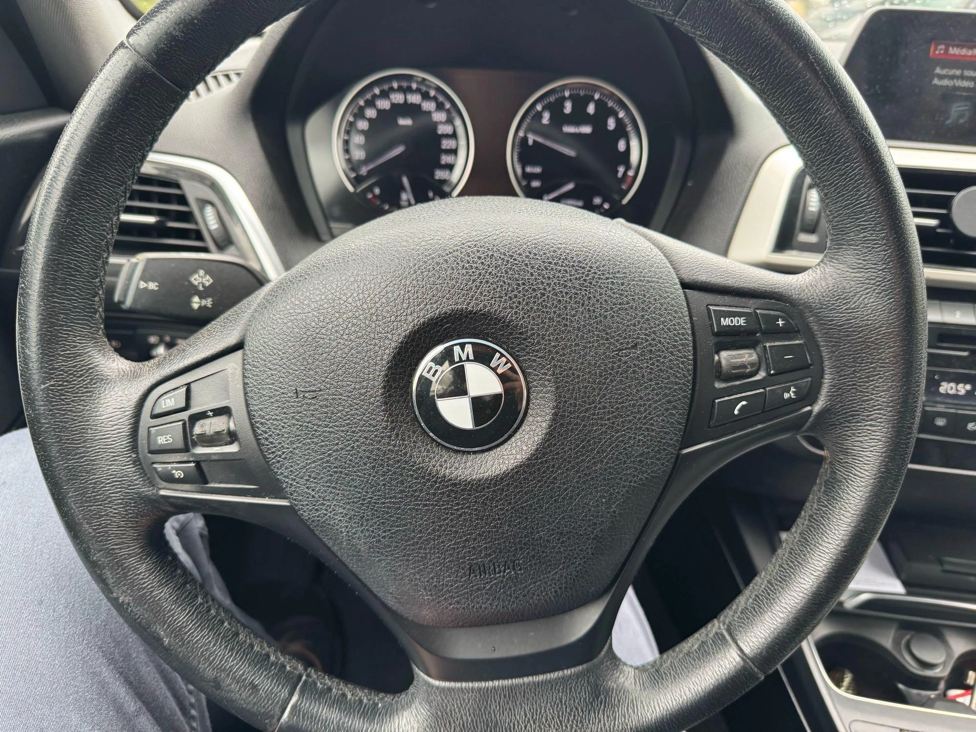 BMW Série 1 Hatch 116i (80 kW)