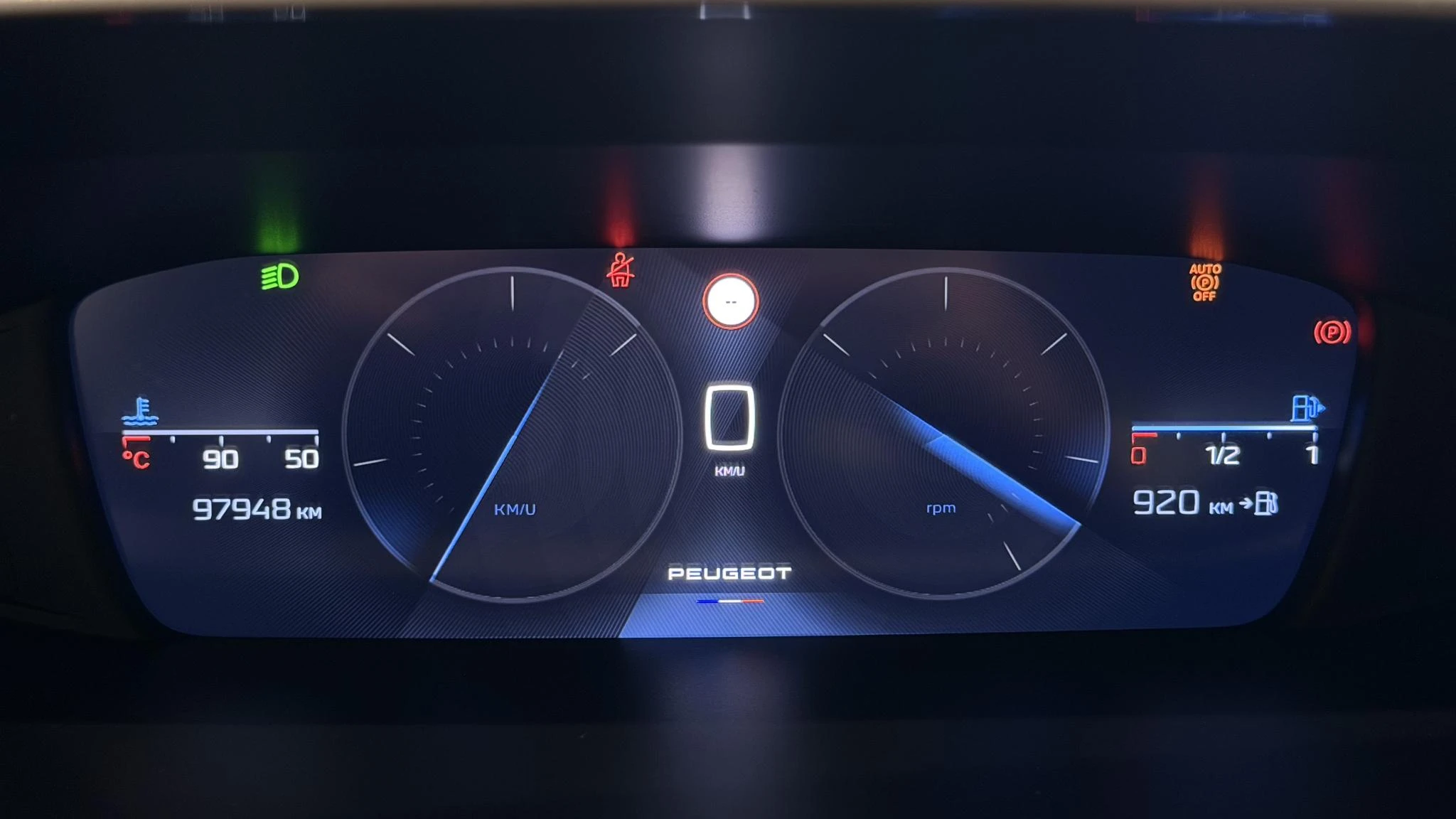 Peugeot-308-image-9