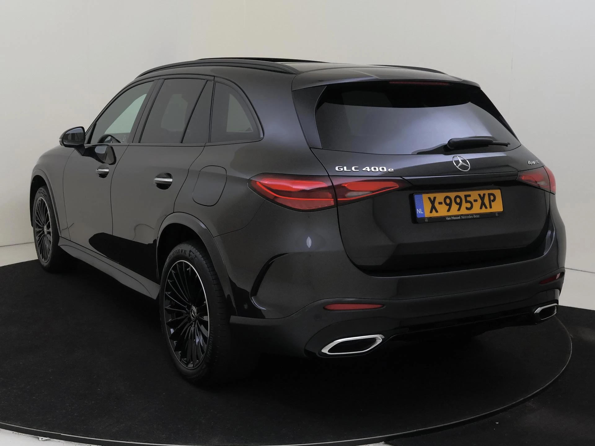 Mercedes-Benz-GLC-image-6