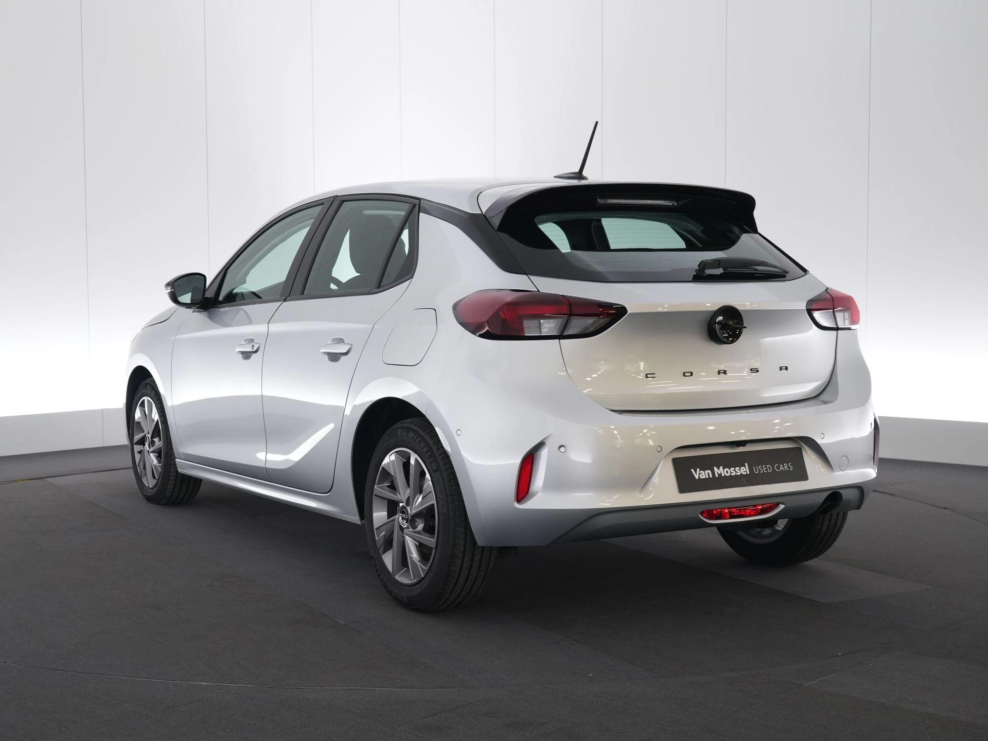 Opel-Corsa-image-1