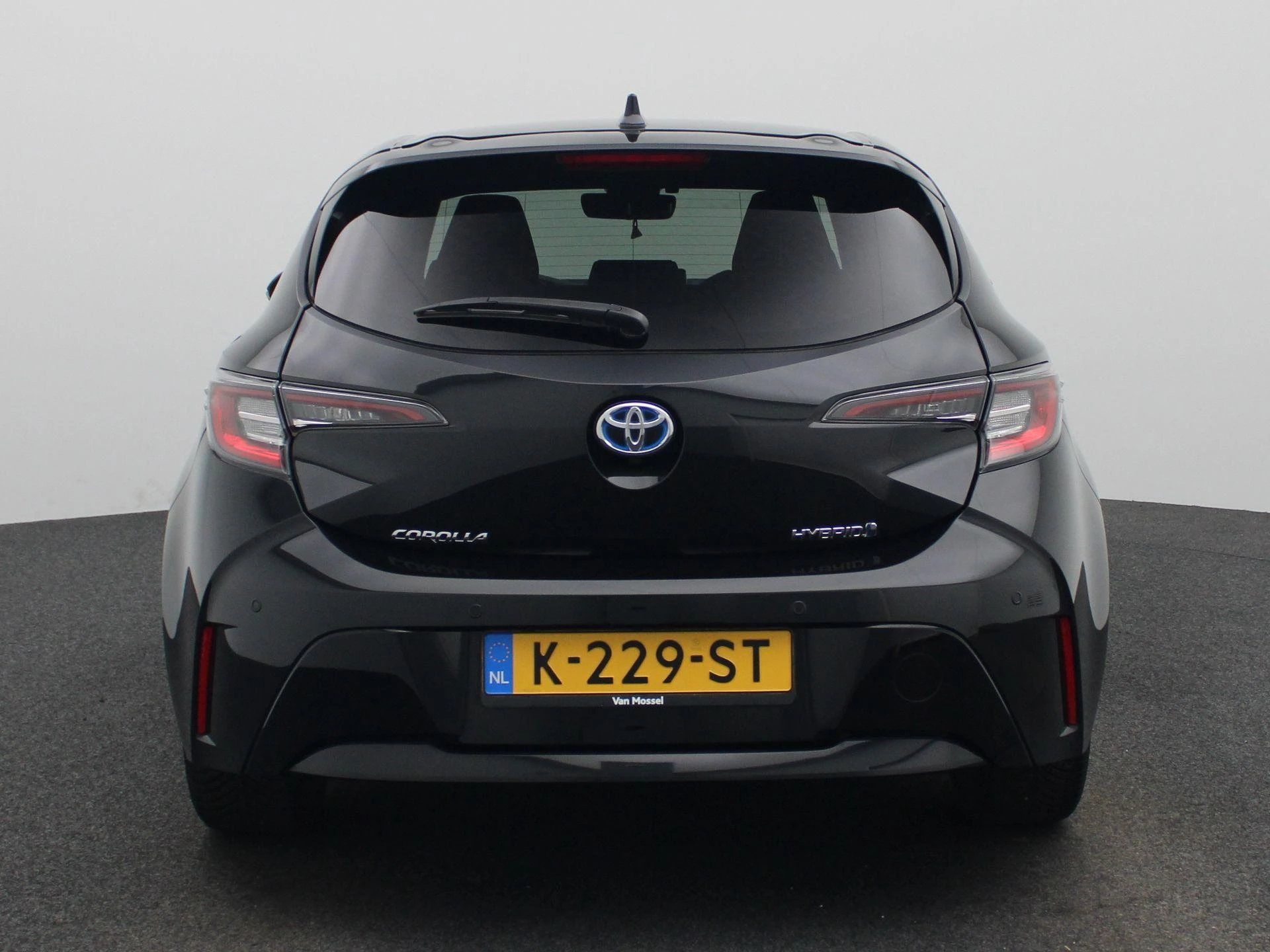 Toyota Corolla 1.8 Hybrid Business Plus