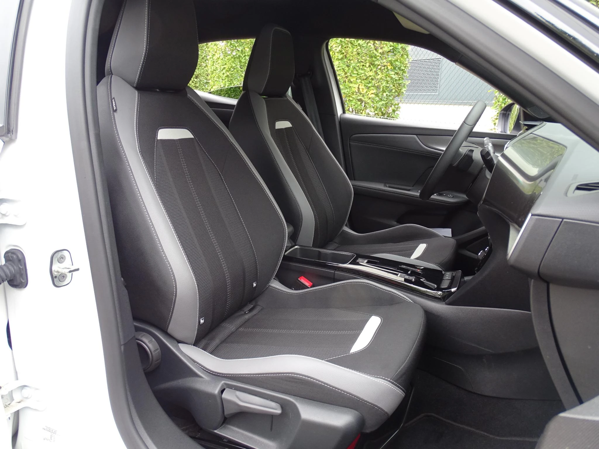Opel-Mokka-image-13