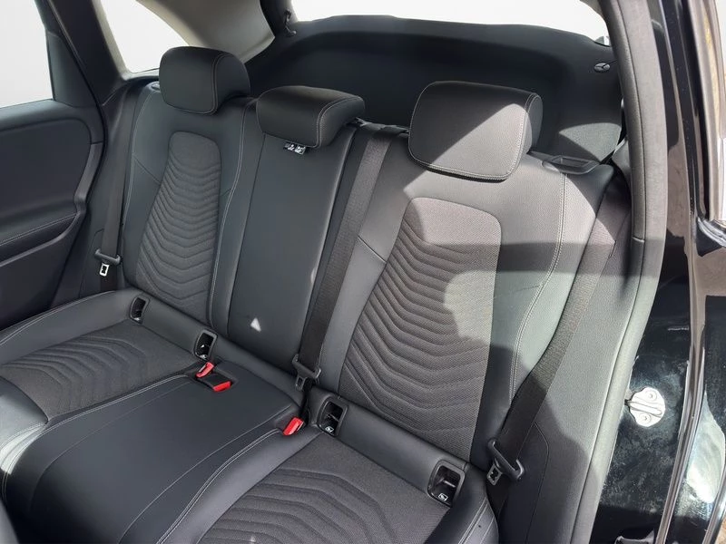 Mercedes-Benz B-Klasse 250 e STYLE 360° AHK DISTRONIC SHZ NAVI PDC StyleW247 B 250 e STYLE 360° AHK DISTRONIC SHZ NAVI PDC Style