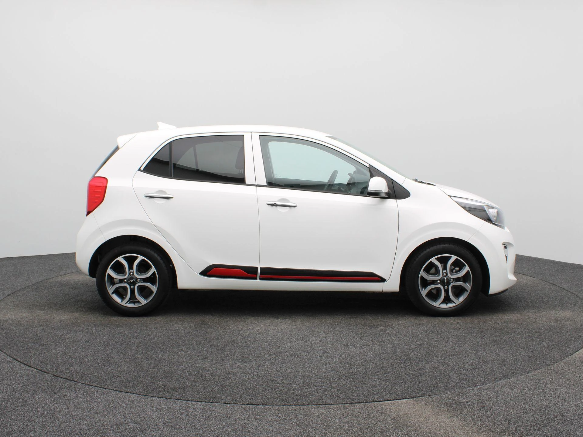 Kia-Picanto-image-5