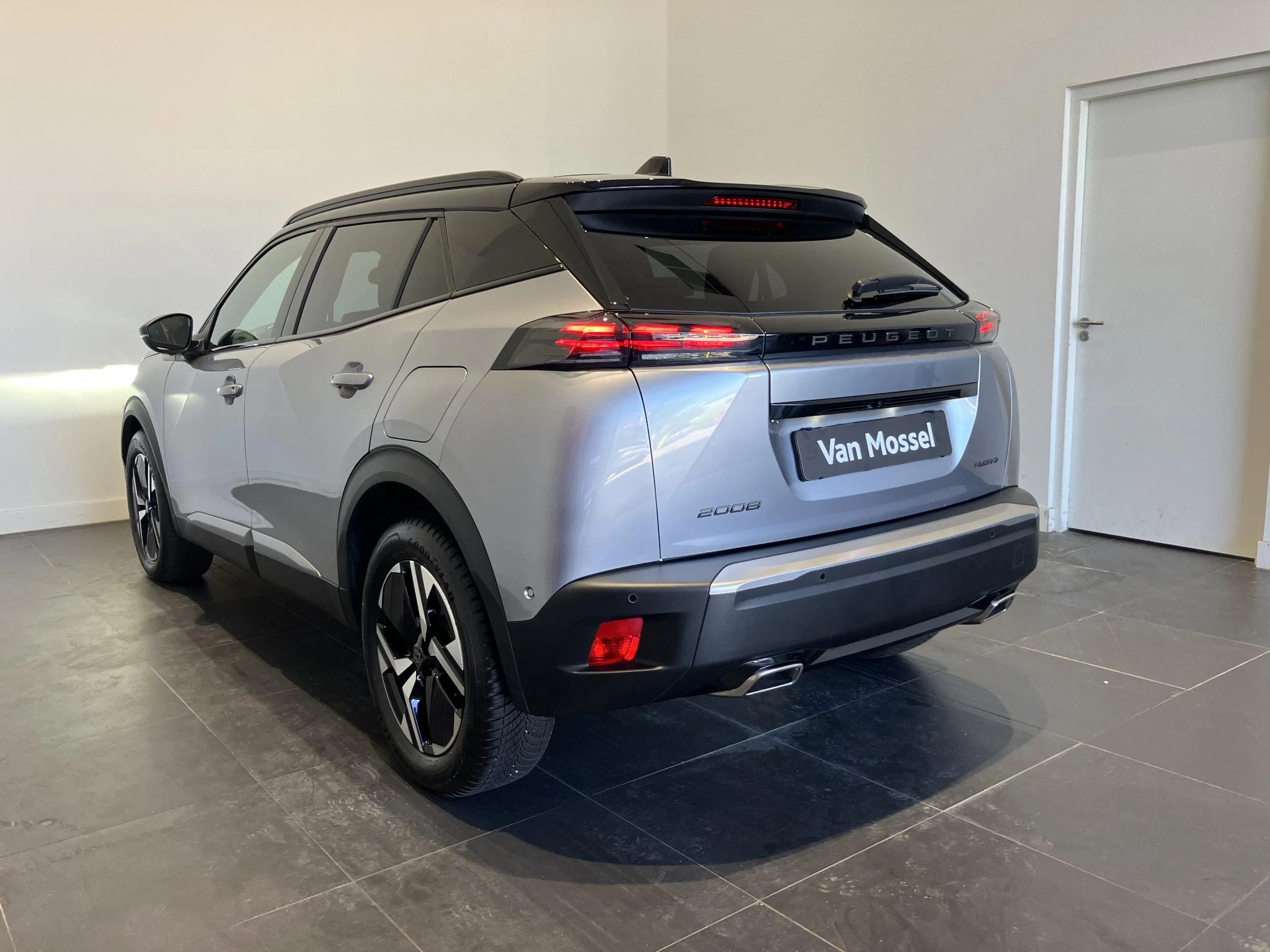 Peugeot-2008-image-6