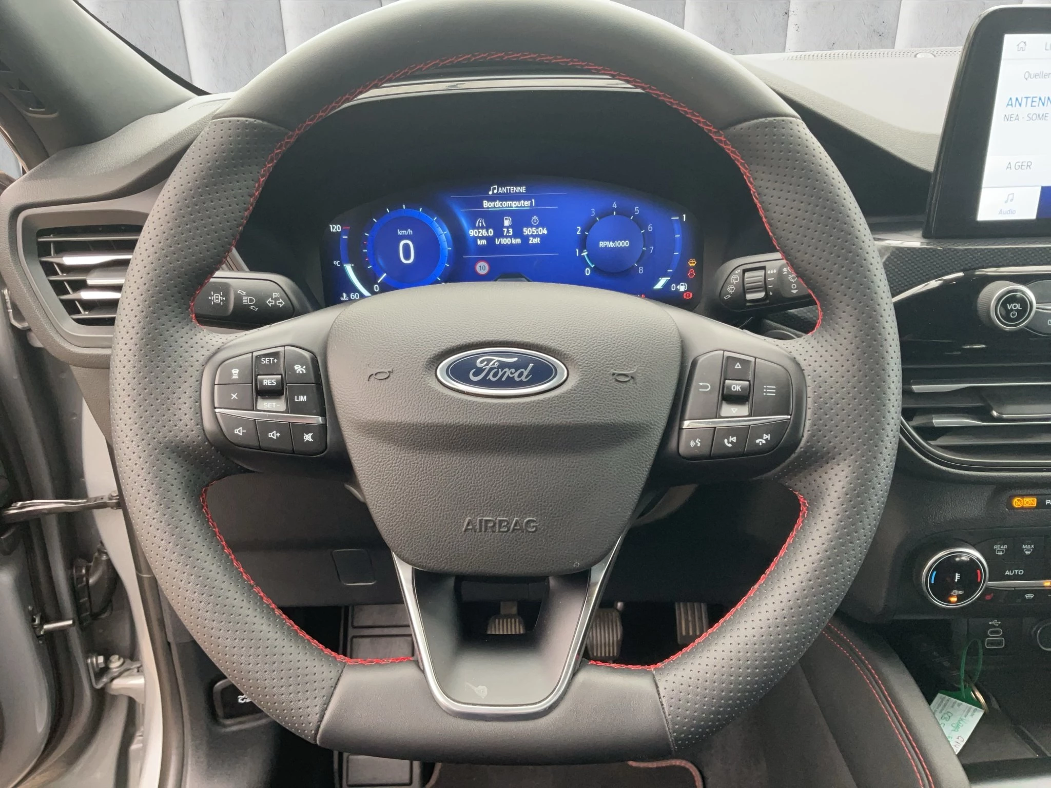 Ford Kuga ST-Line X*PANO*AHK*KAM*ACC*NAVI*SOUND-SYS.