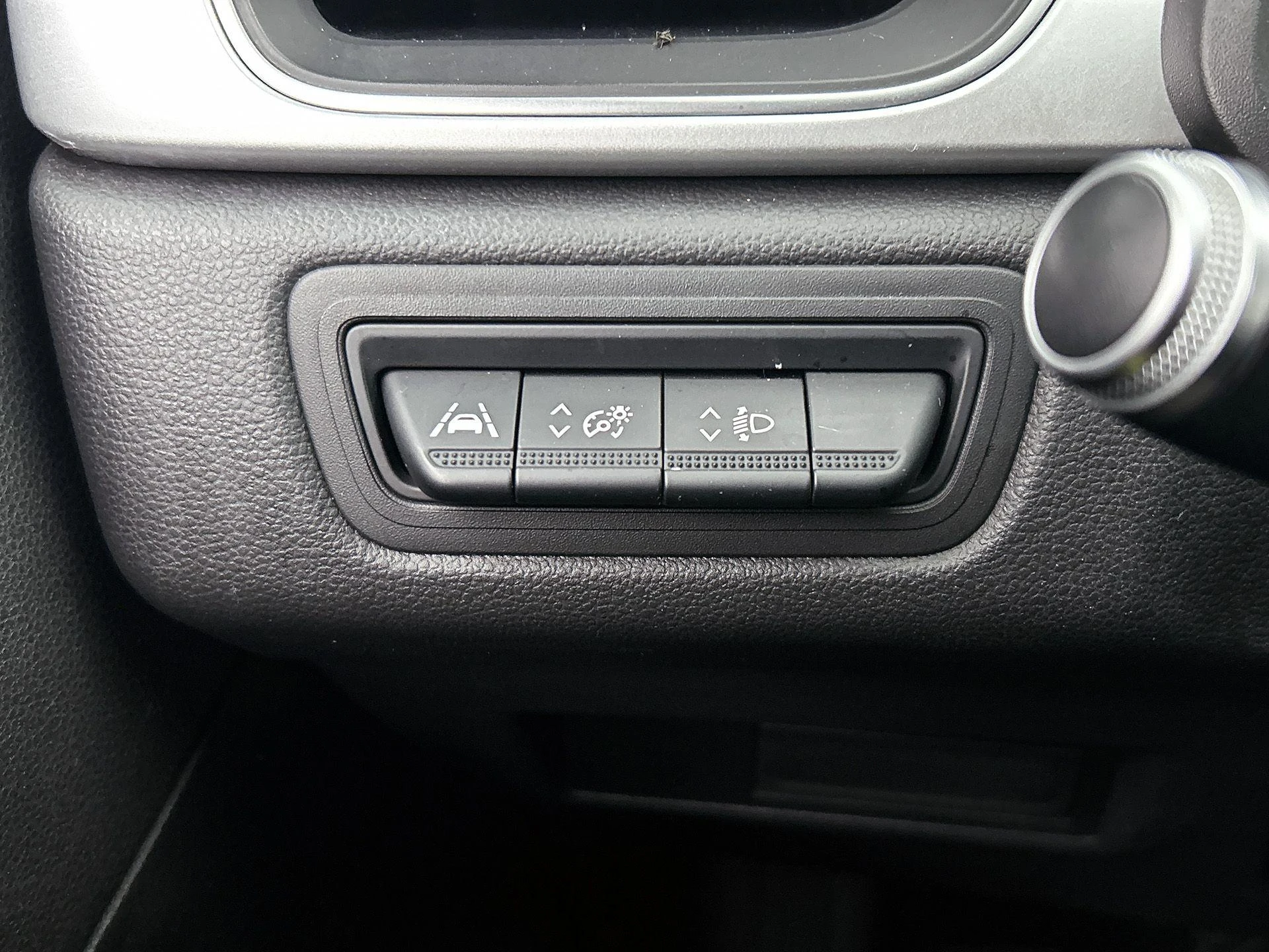 Renault-Captur-image-15