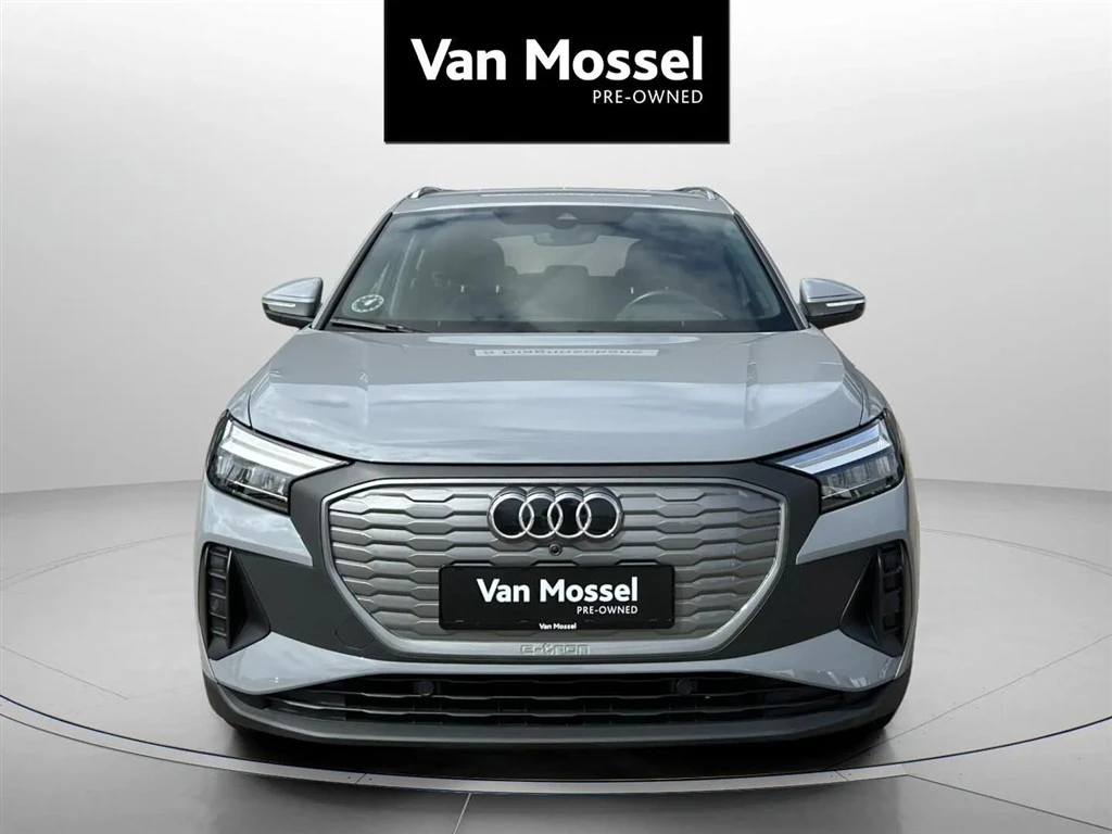 Audi-Q4 e-tron-image-1