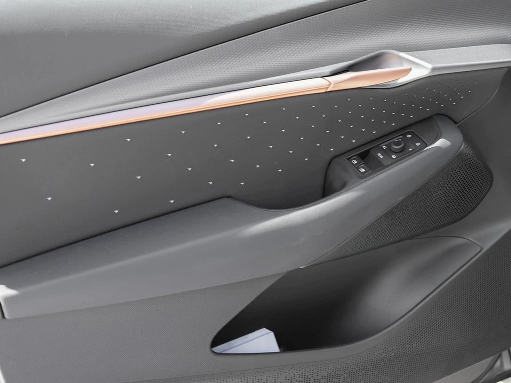 CUPRA-Tavascan-image-17